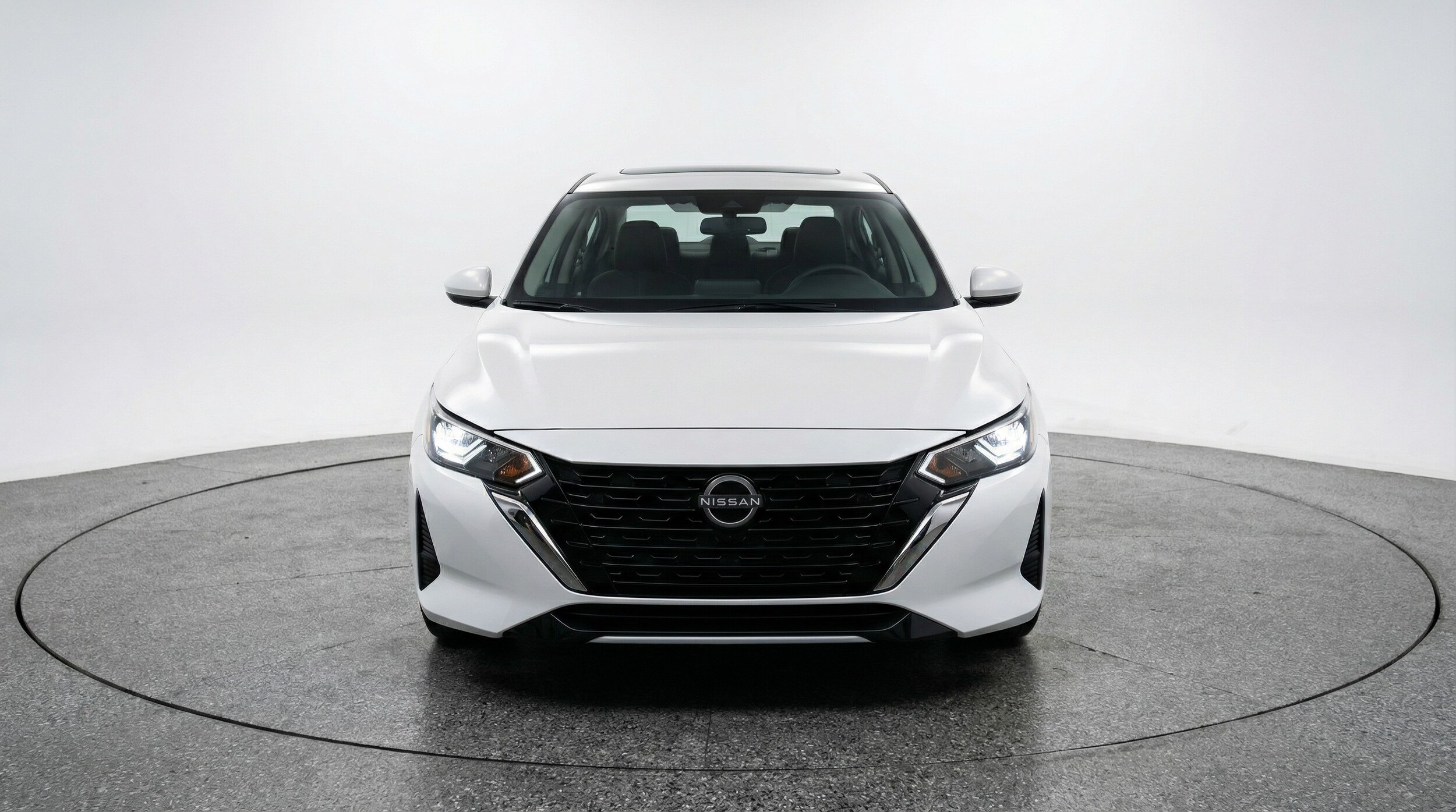 Thumbnail: 2025 Nissan Sentra - 2