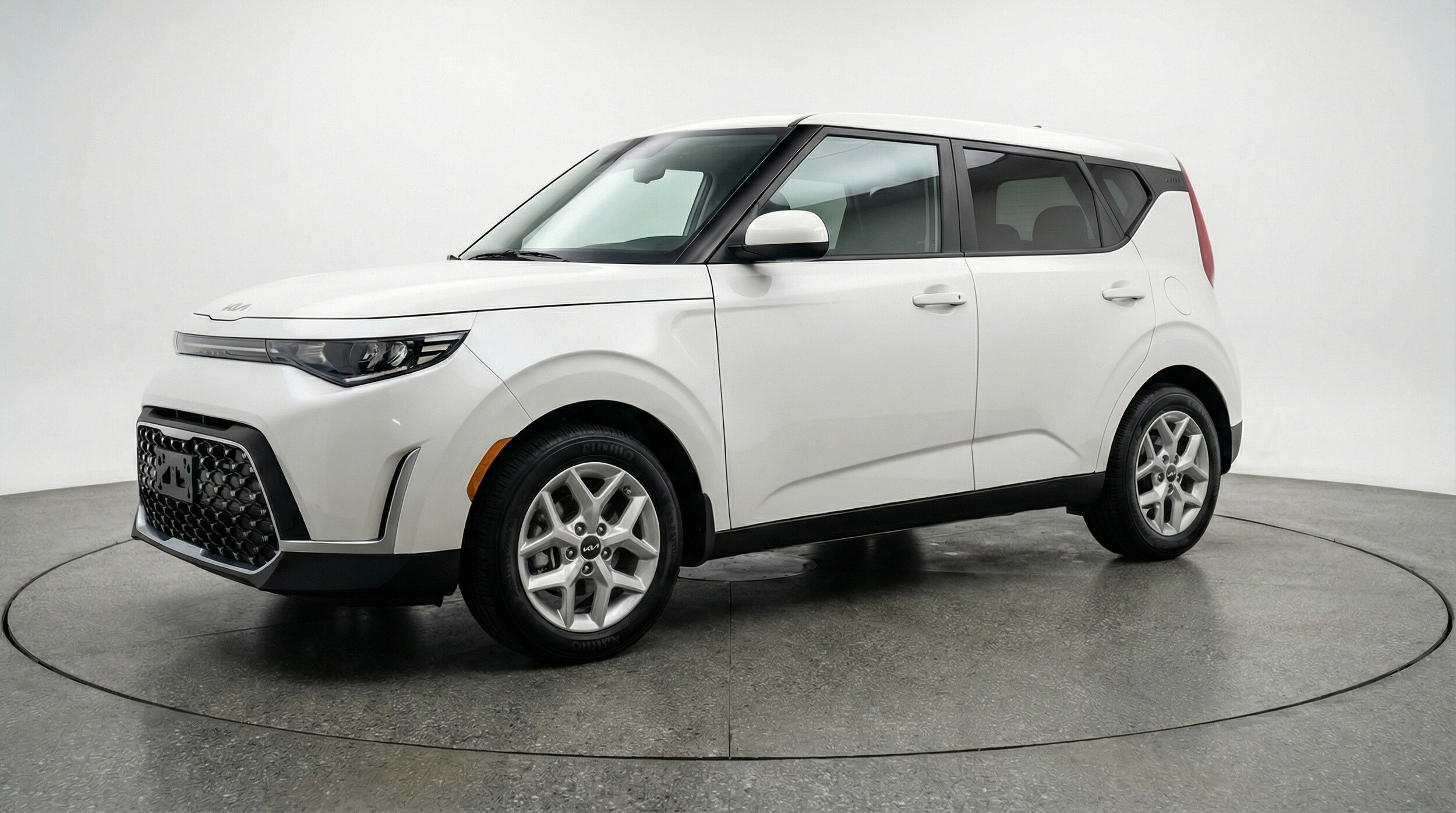 Thumbnail: 2025 Kia Soul - 3