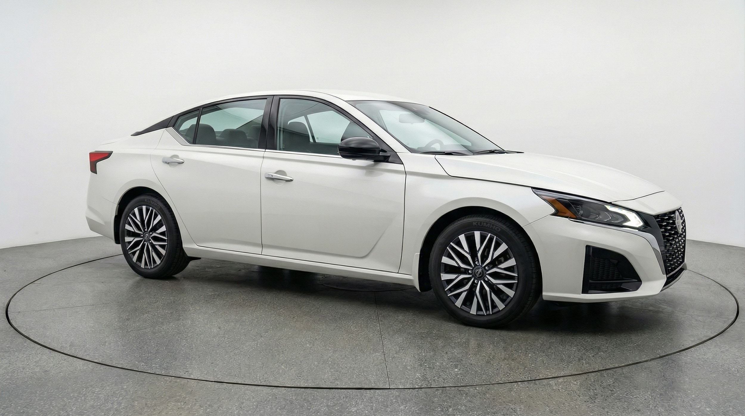 Thumbnail: 2025 Nissan Altima - 1