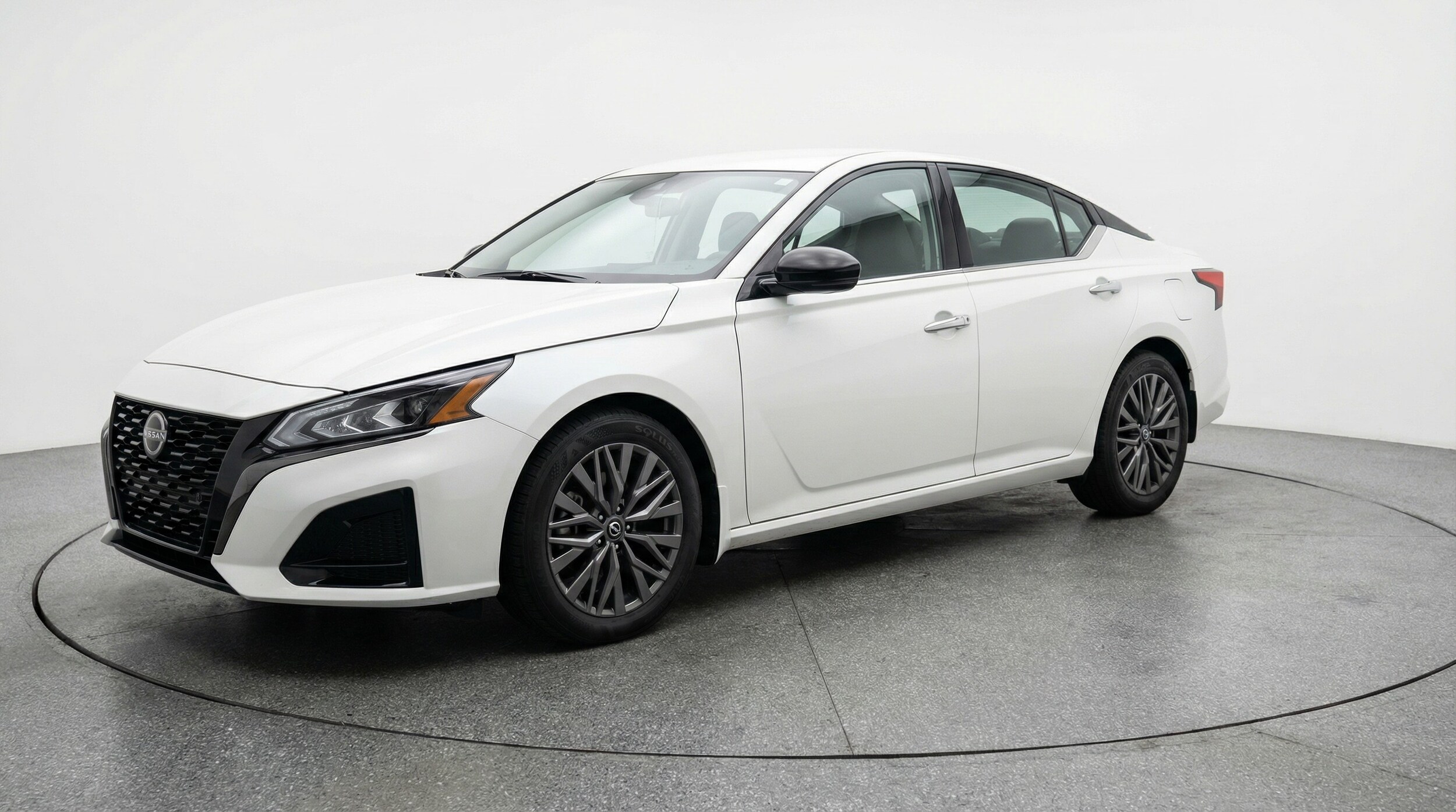 Thumbnail: 2025 Nissan Altima - 3