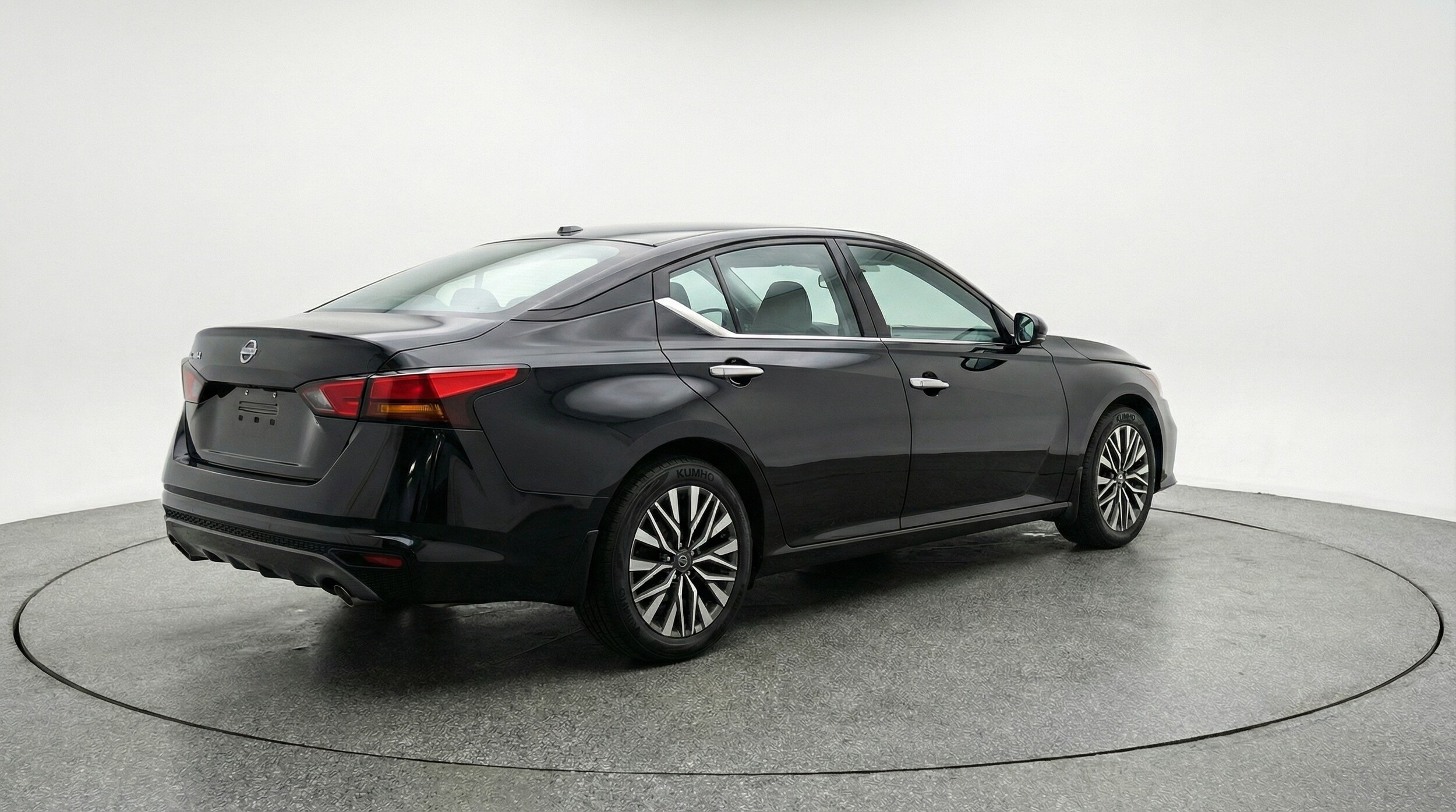 Thumbnail: 2025 Nissan Altima - 7