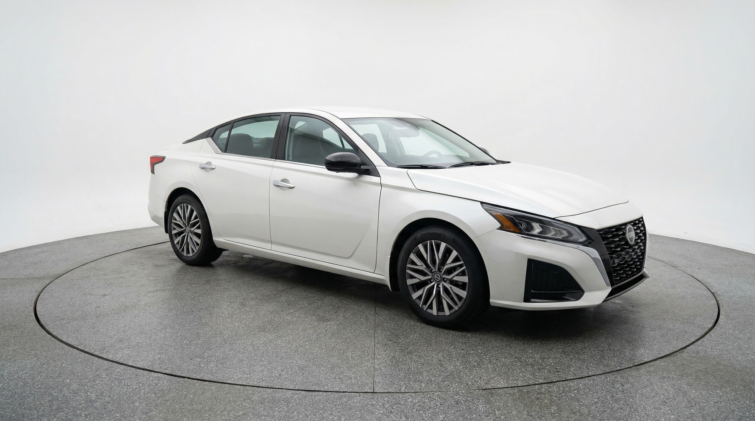 Thumbnail: 2025 Nissan Altima - 1