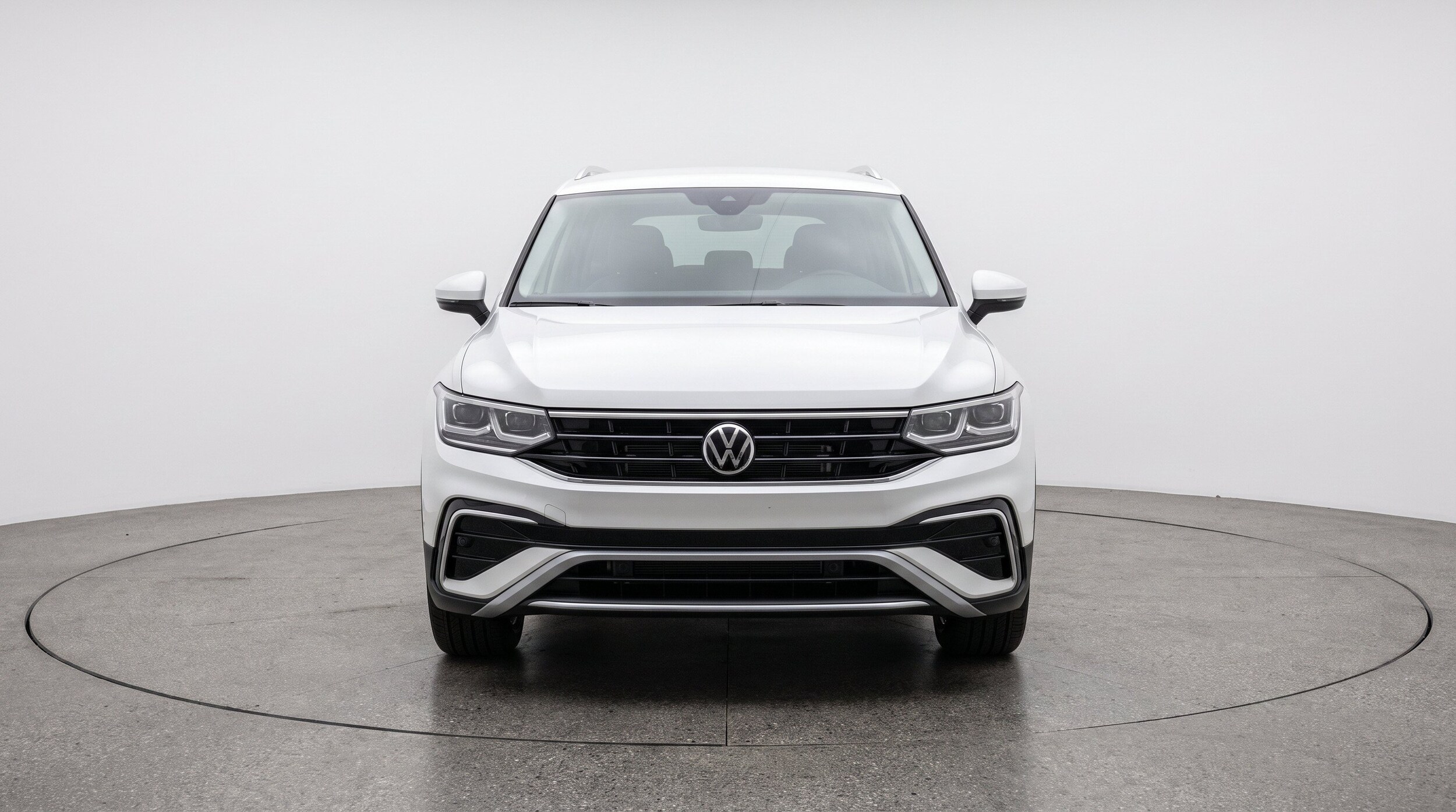 Thumbnail: 2026 Volkswagen Tiguan - 2