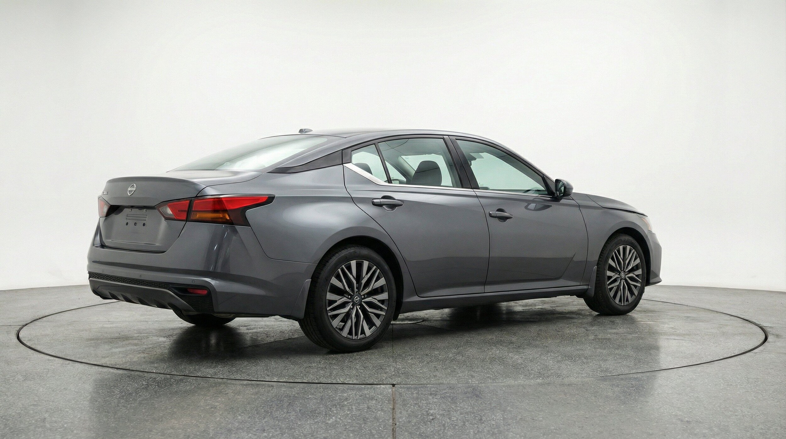 Thumbnail: 2025 Nissan Altima - 9