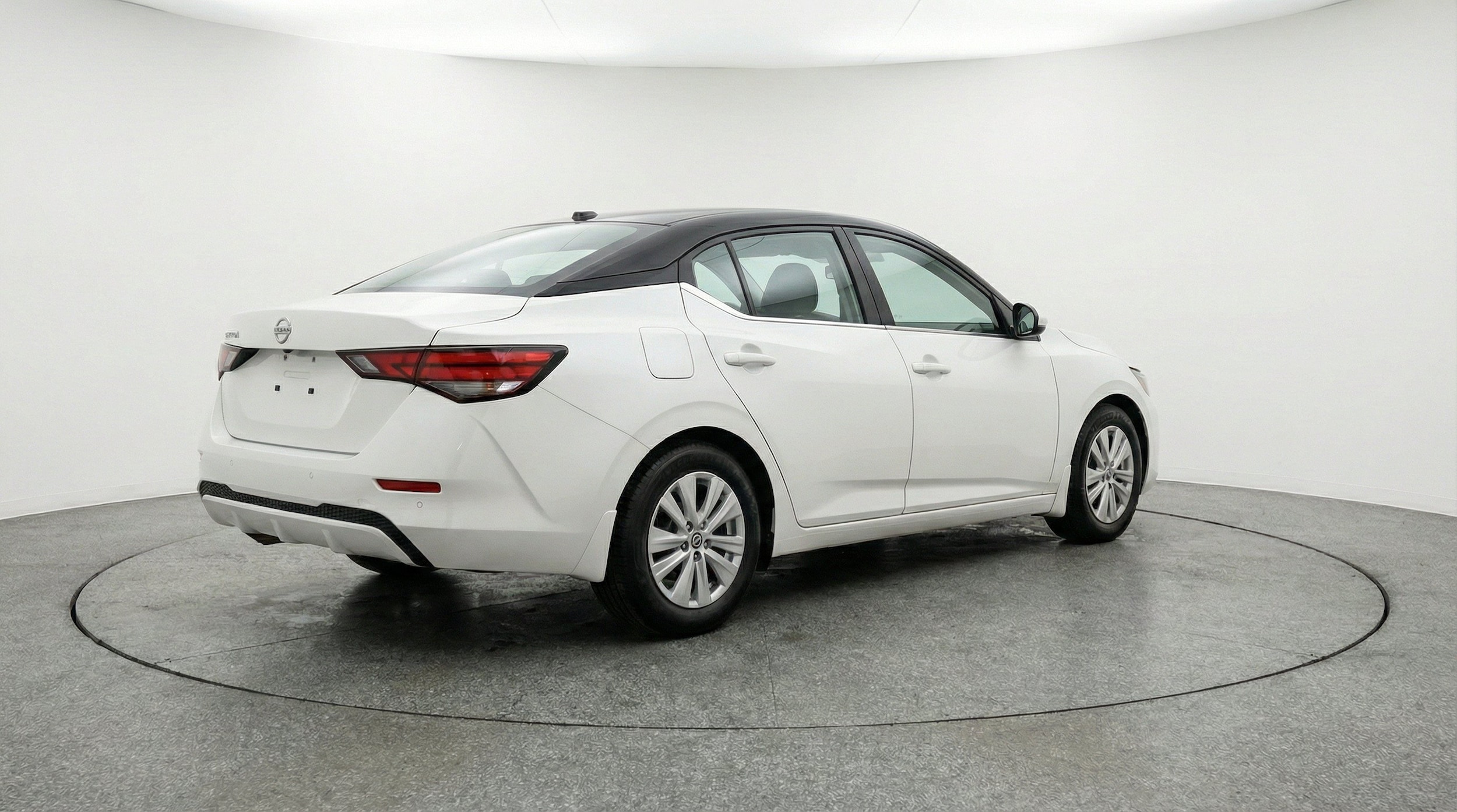 Thumbnail: 2025 Nissan Sentra - 9