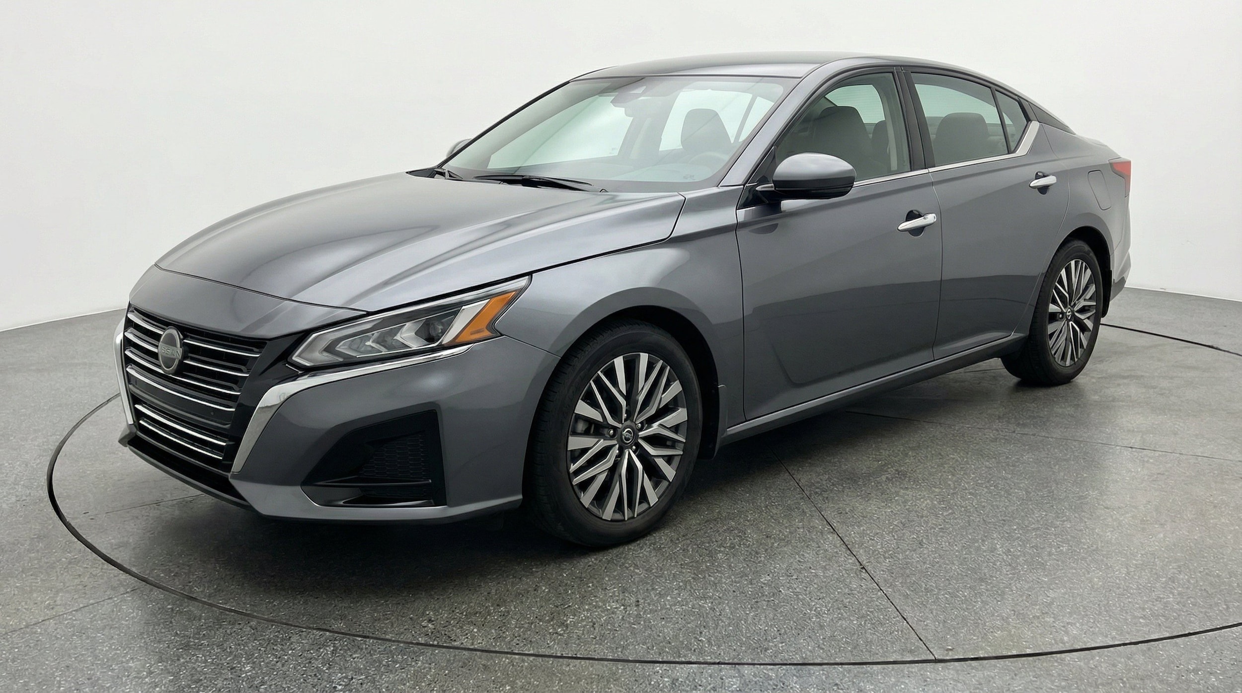 Thumbnail: 2025 Nissan Altima - 3