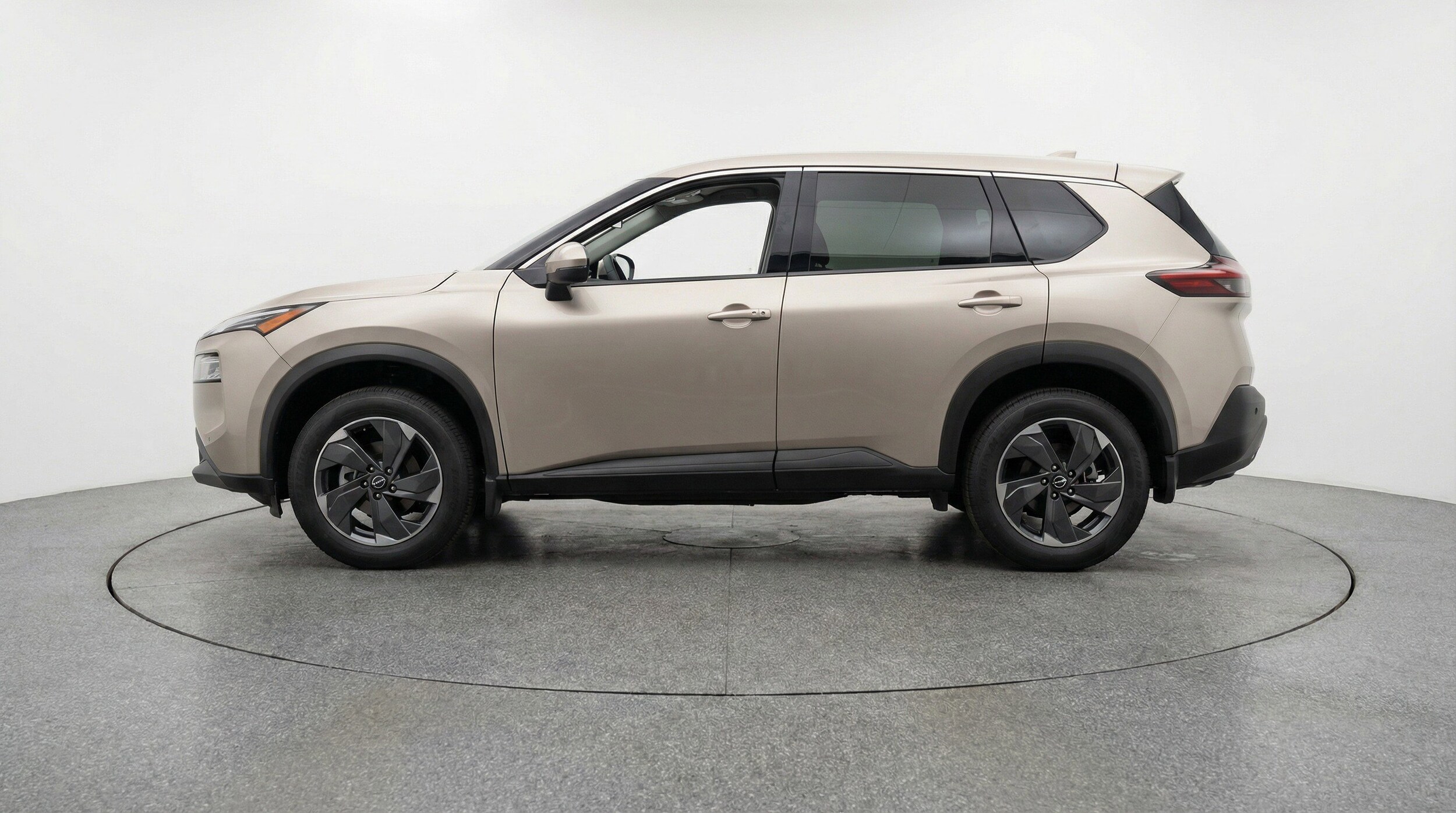 Thumbnail: 2025 Nissan Rogue - 5