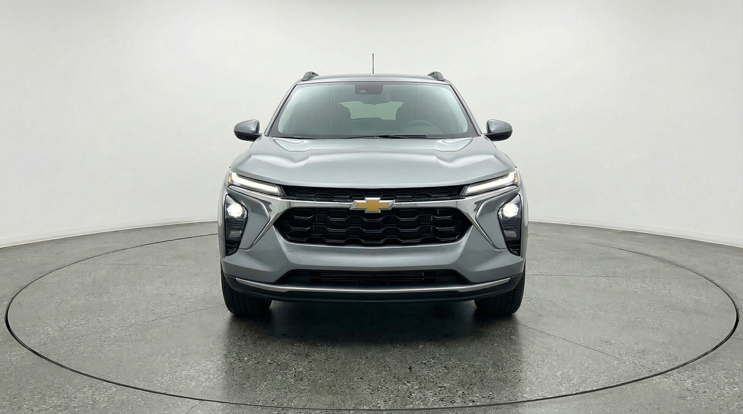 Thumbnail: 2025 Chevrolet Trax - 2