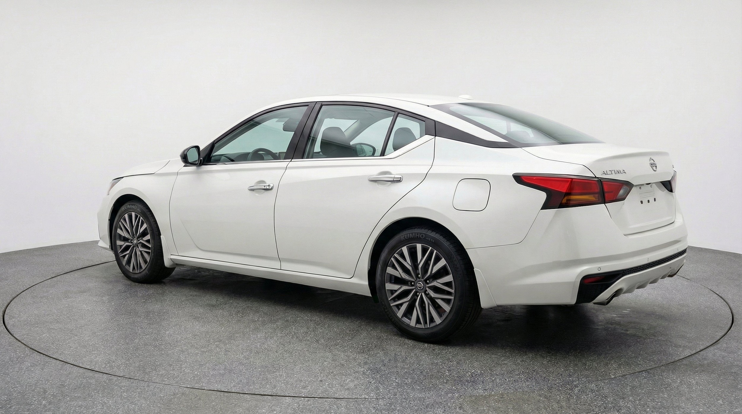 Thumbnail: 2025 Nissan Altima - 6