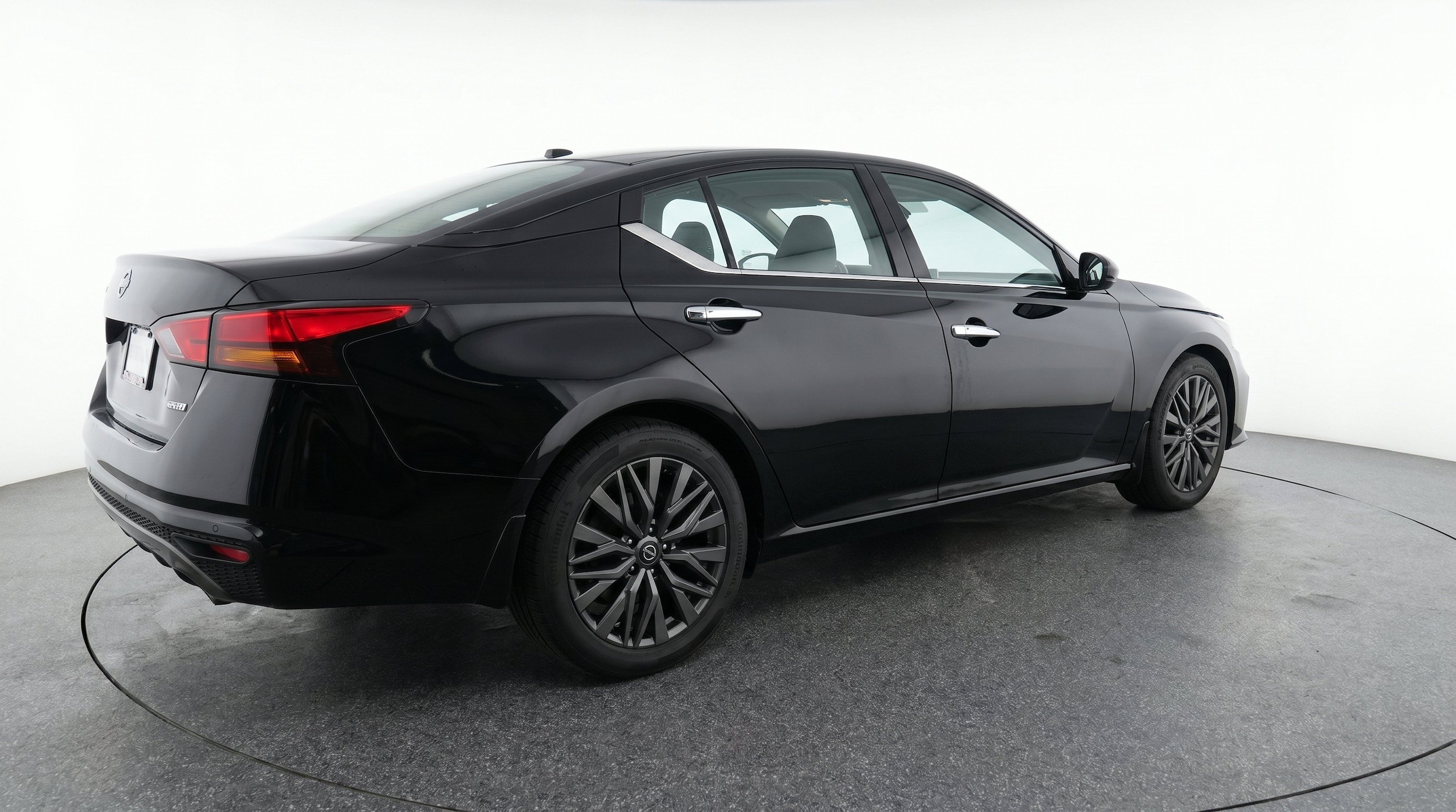 Thumbnail: 2025 Nissan Altima - 9