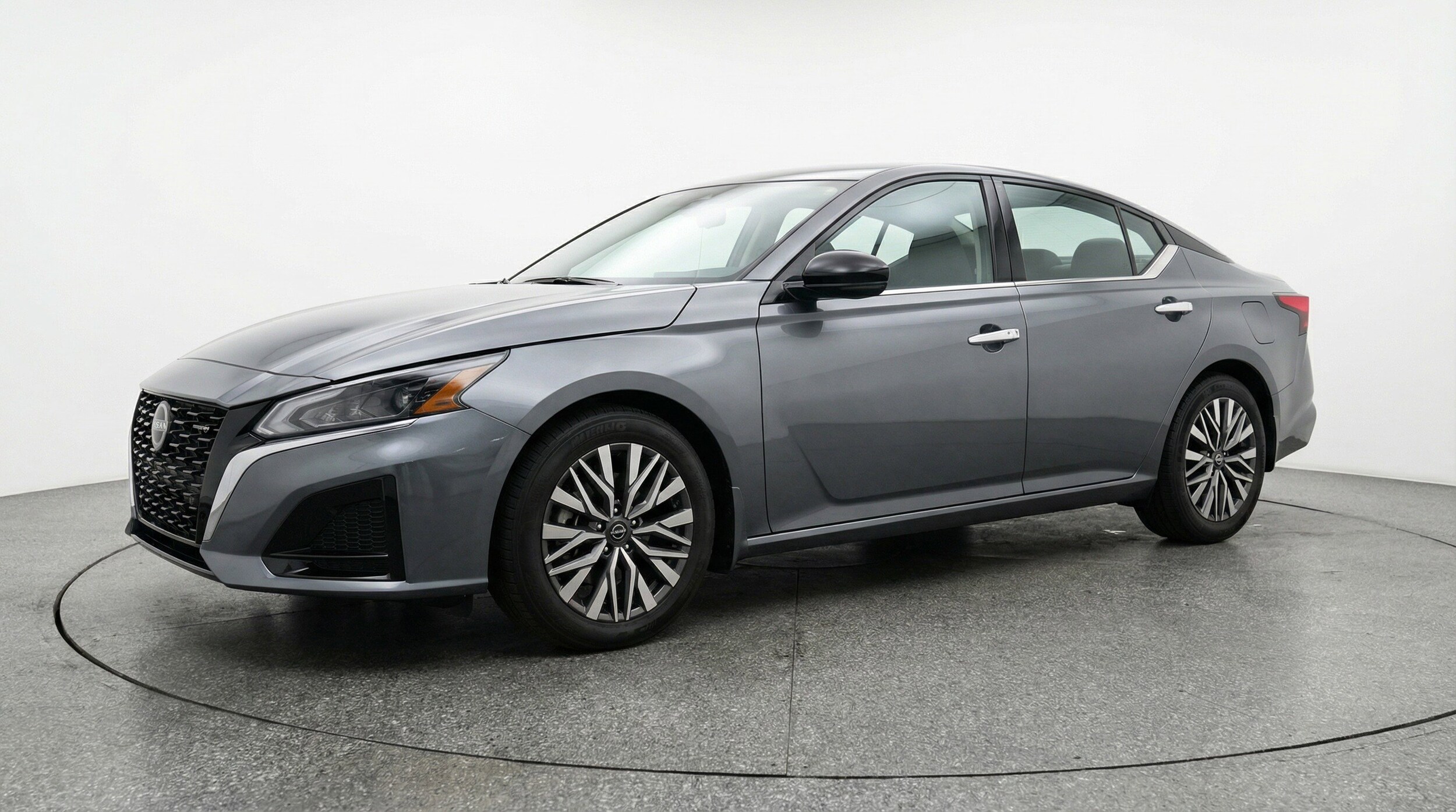 Thumbnail: 2025 Nissan Altima - 3