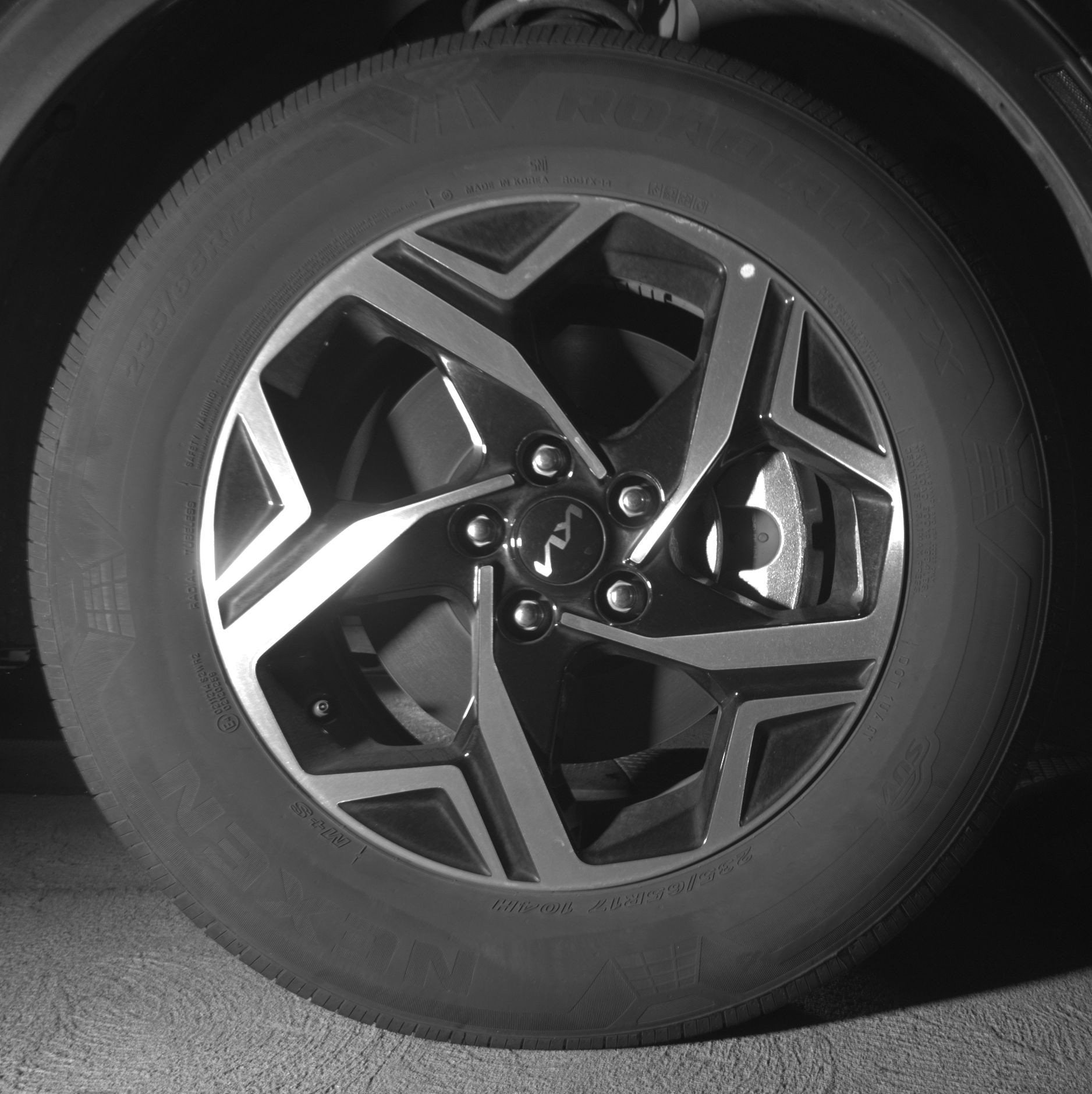 Thumbnail: 2025 Kia Sportage - 13