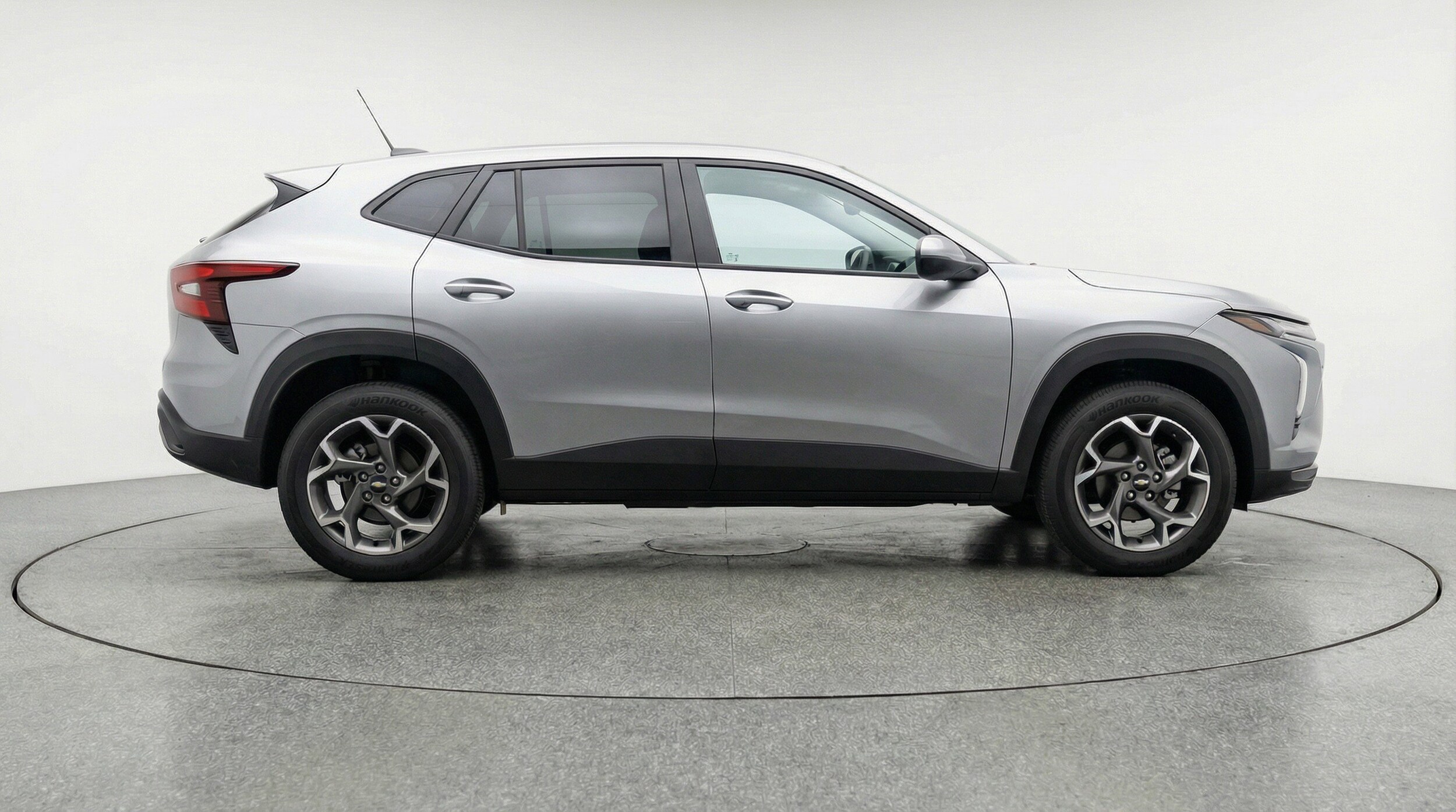 Thumbnail: 2025 Chevrolet Trax - 11