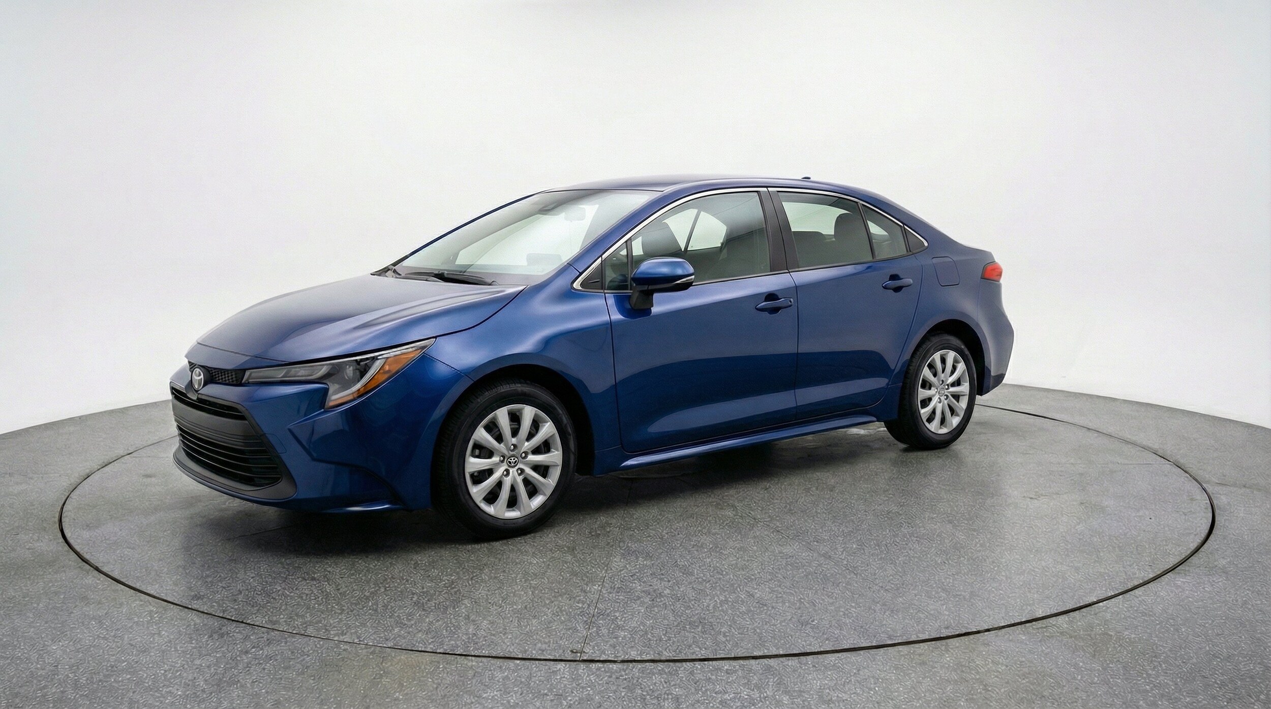 Thumbnail: 2025 Toyota Corolla - 3