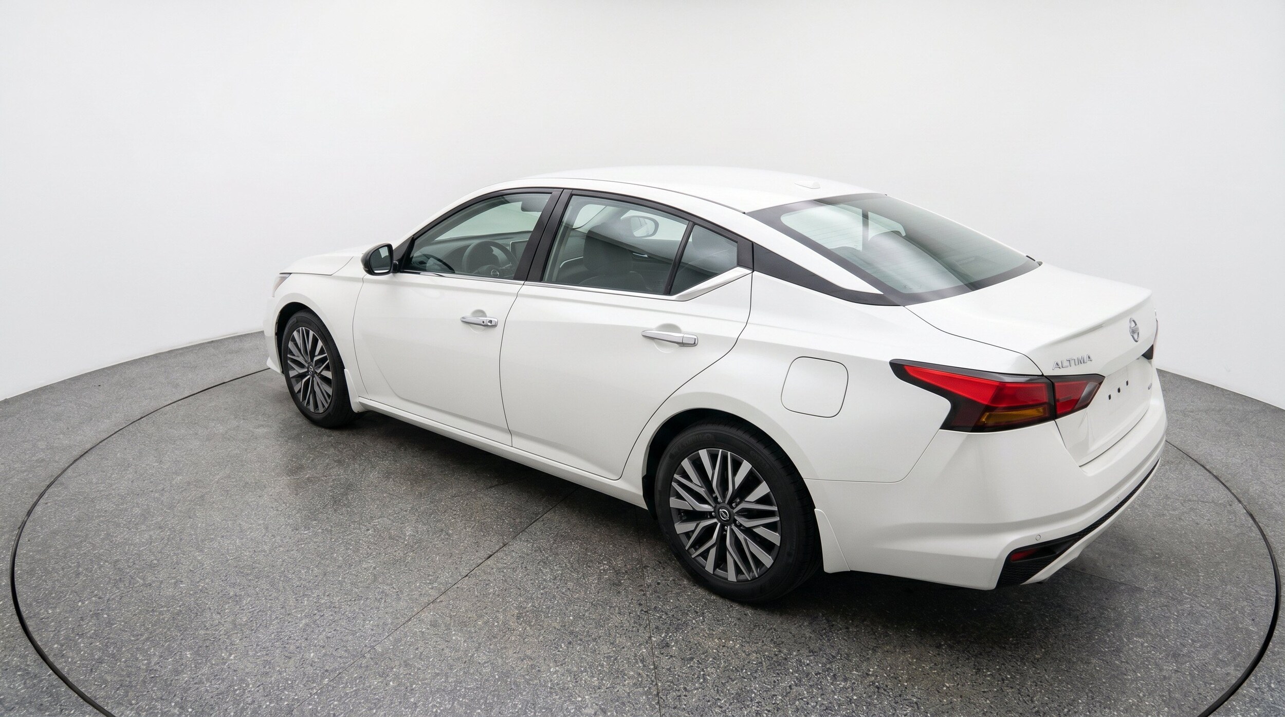 Thumbnail: 2025 Nissan Altima - 6