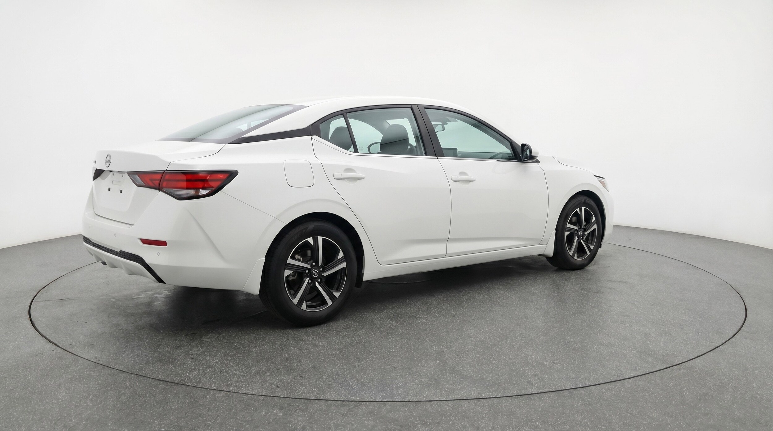 Thumbnail: 2025 Nissan Sentra - 9
