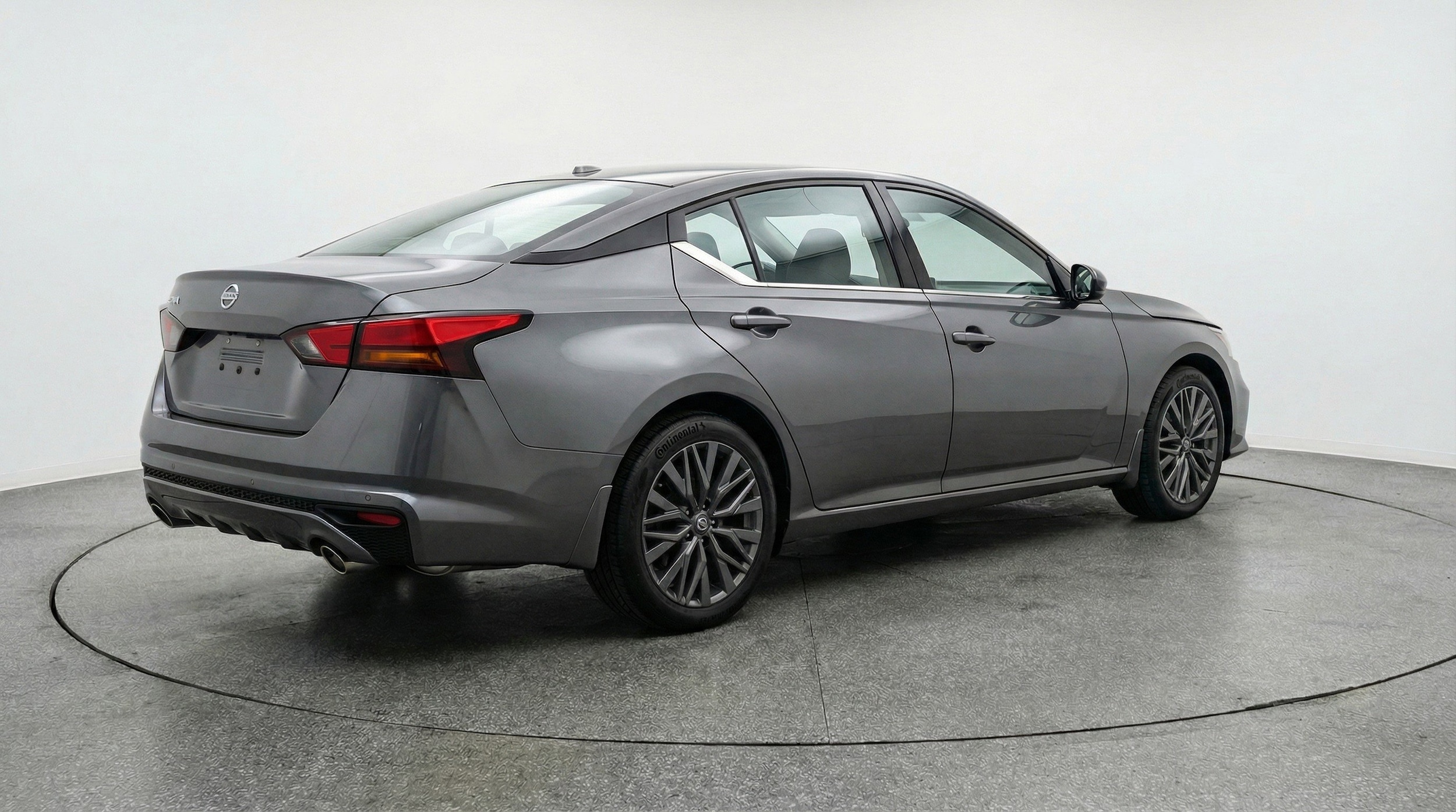 Thumbnail: 2025 Nissan Altima - 9
