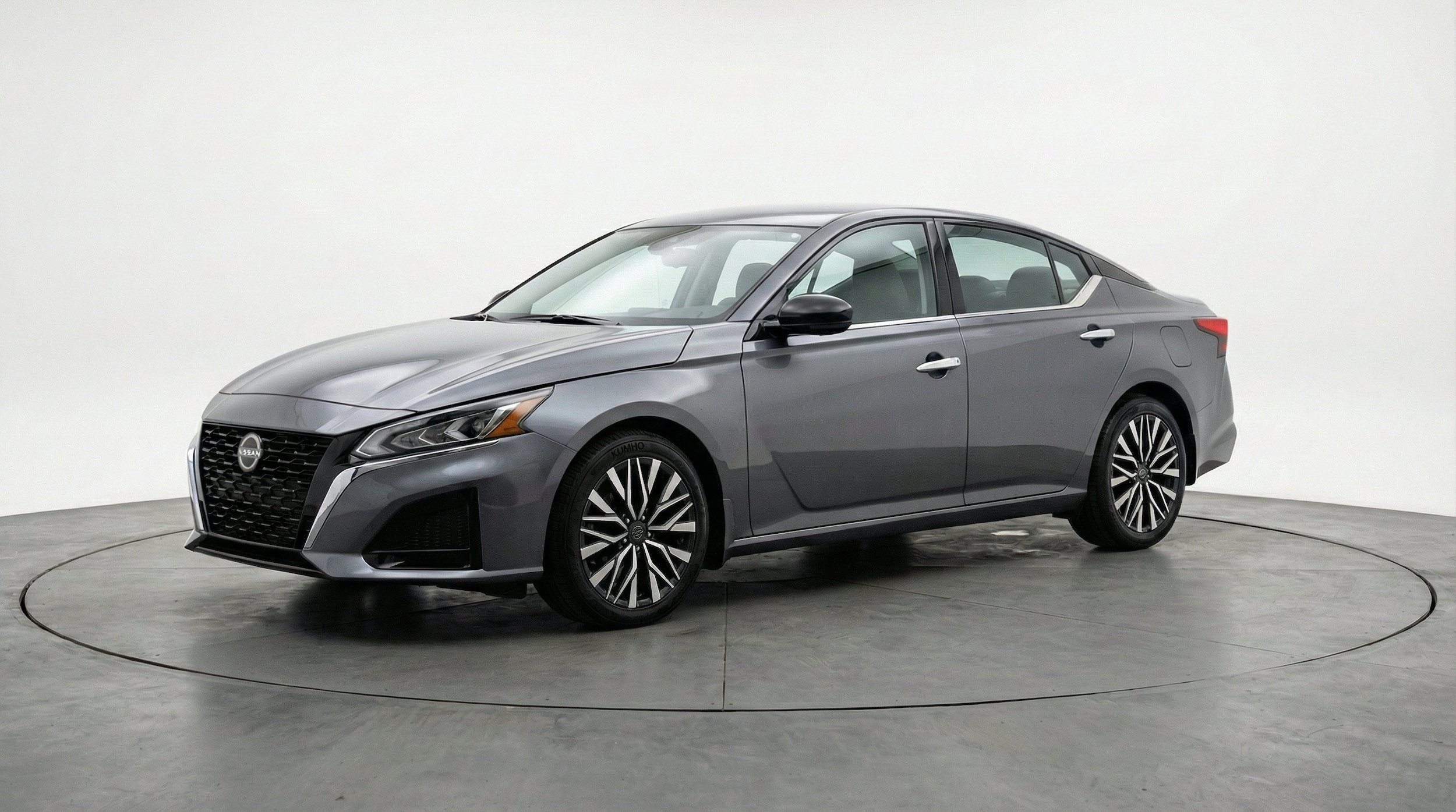 Thumbnail: 2025 Nissan Altima - 3