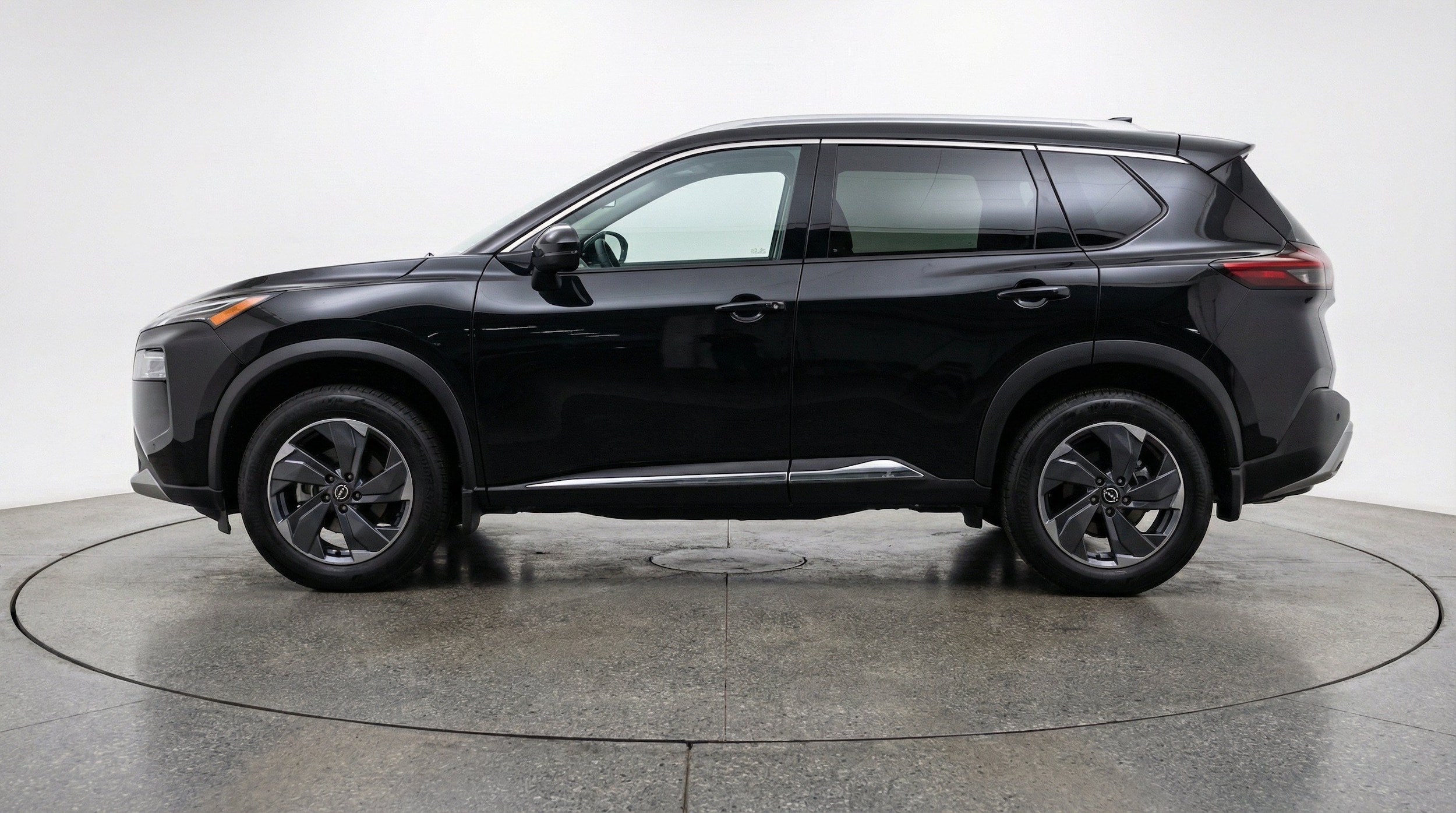 Thumbnail: 2025 Nissan Rogue - 5