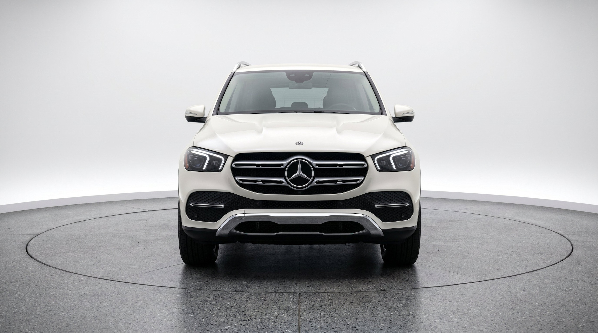 Thumbnail: 2026 Mercedes-Benz GLE - 2