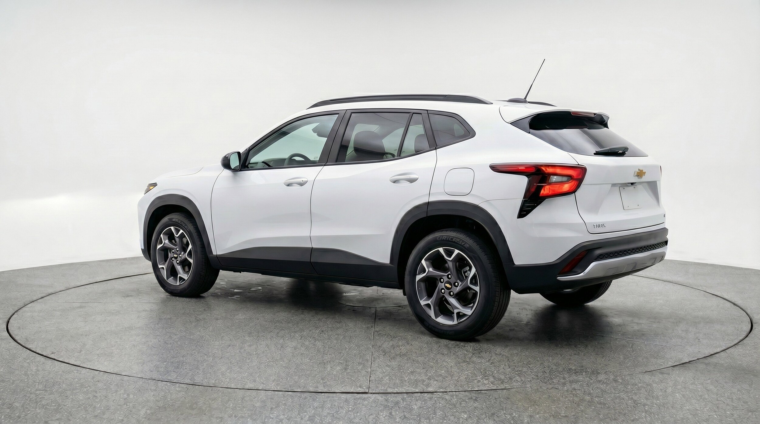 Thumbnail: 2025 Chevrolet Trax - 6