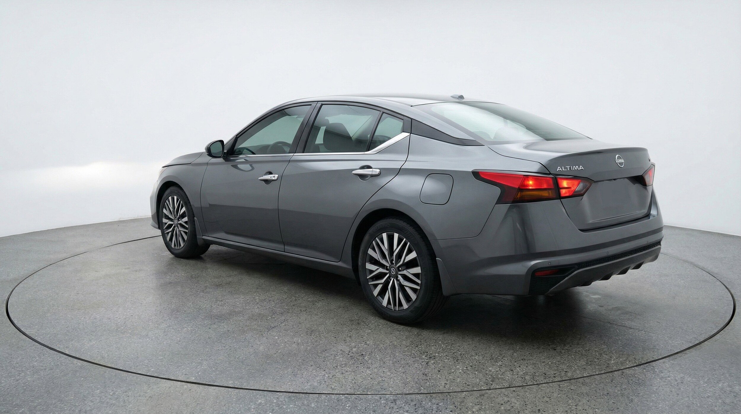 Thumbnail: 2025 Nissan Altima - 6