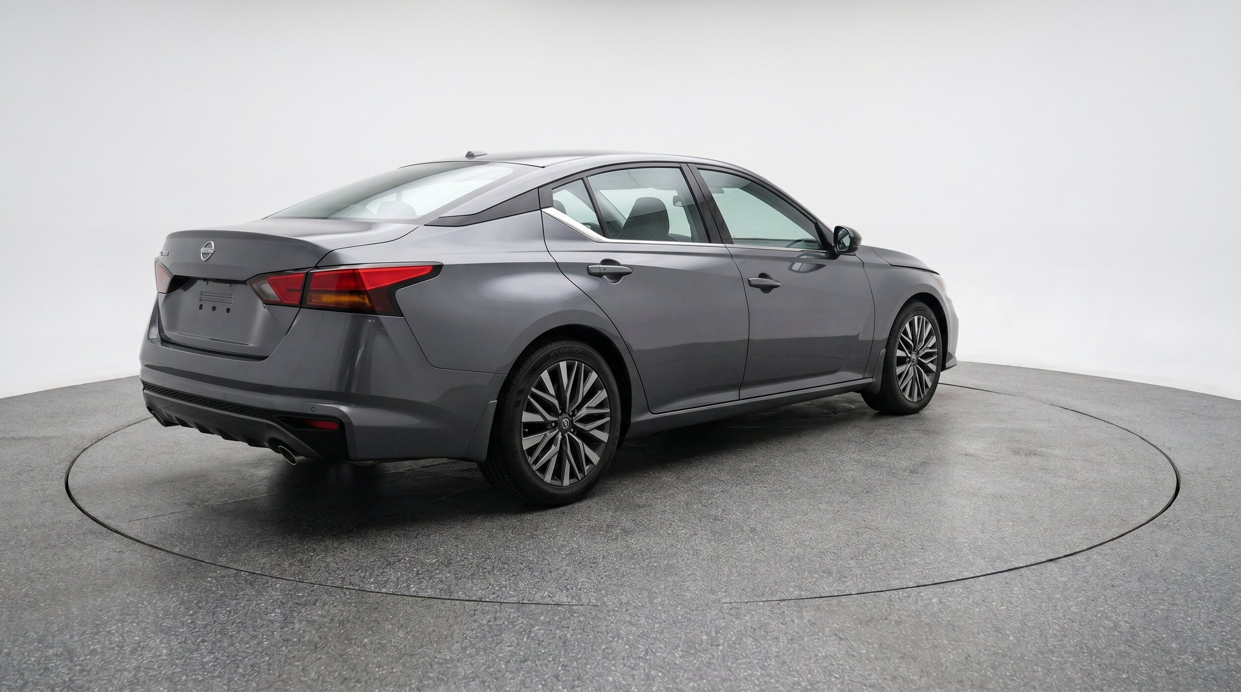 Thumbnail: 2025 Nissan Altima - 9