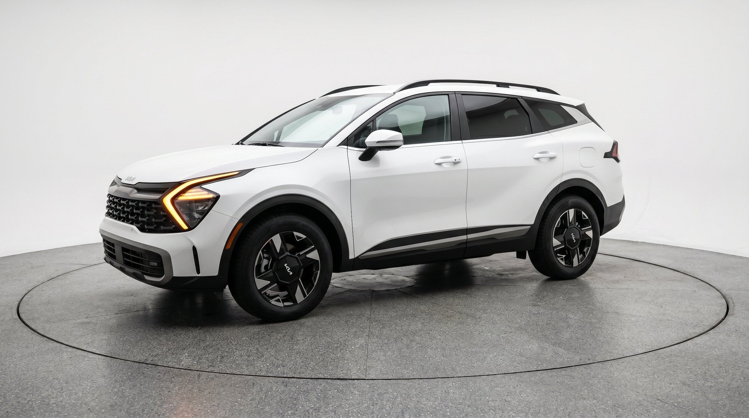 Thumbnail: 2026 Kia Sportage - 3