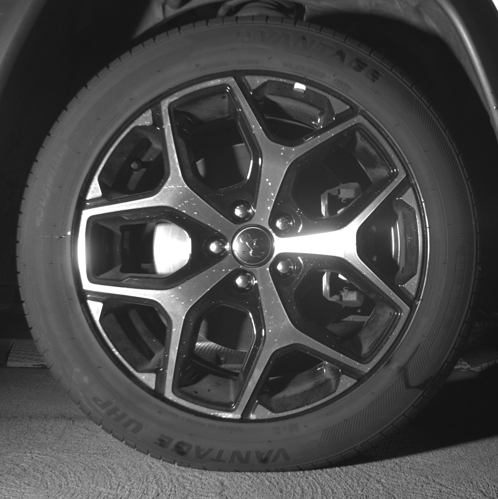 Thumbnail: 2025 Jeep Compass - 13