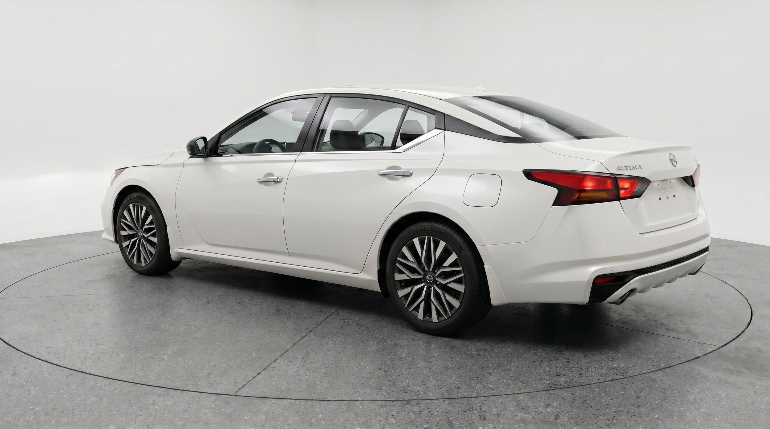 Thumbnail: 2025 Nissan Altima - 6