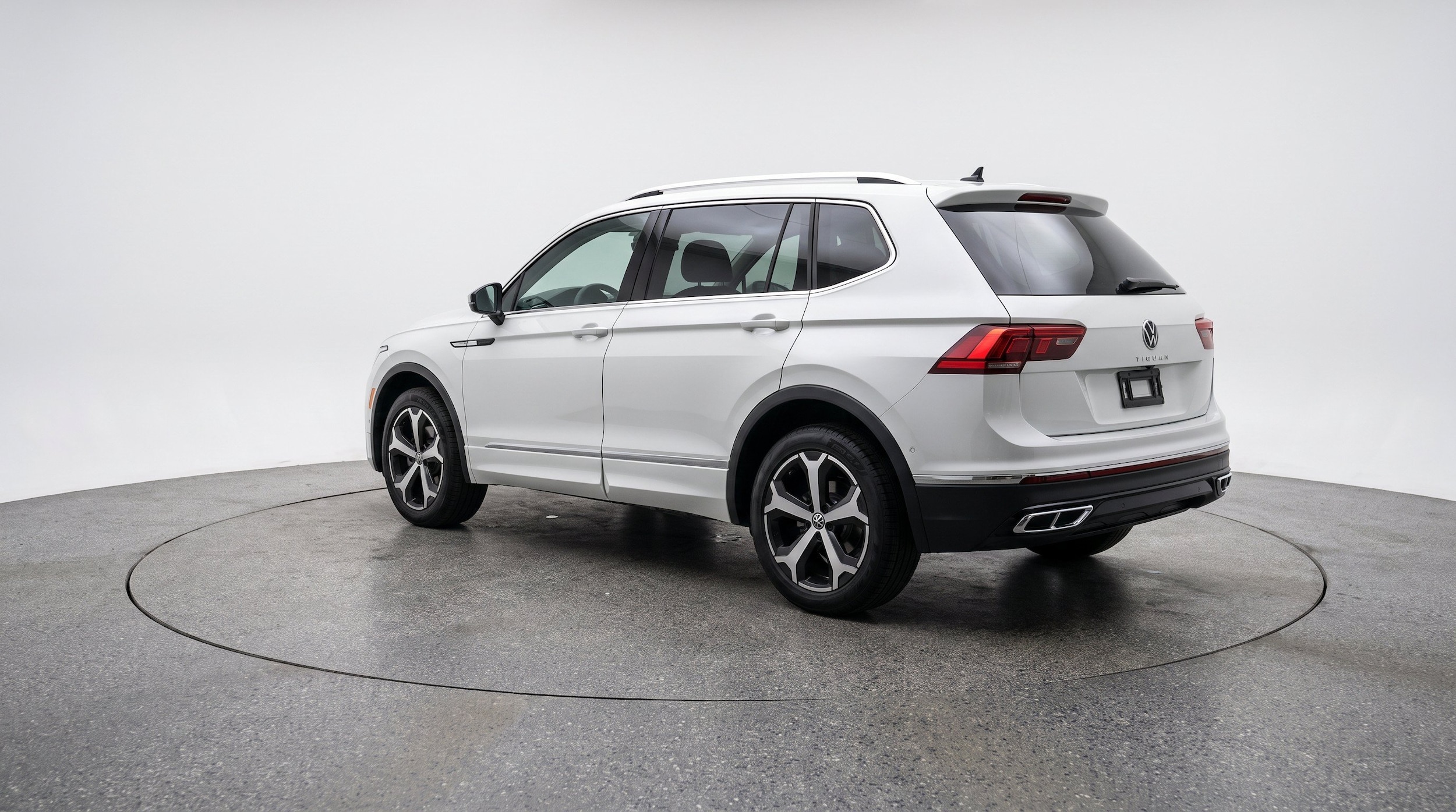 Thumbnail: 2026 Volkswagen Tiguan - 6