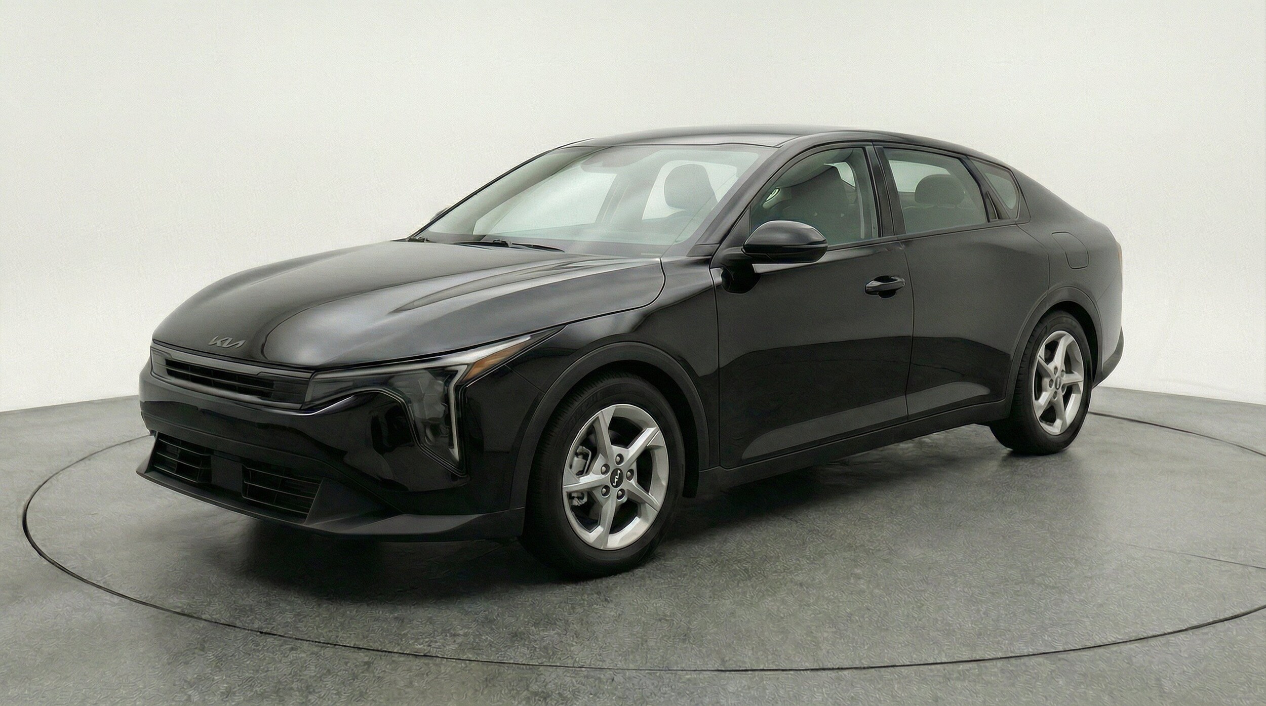 Thumbnail: 2025 Kia K4 - 3