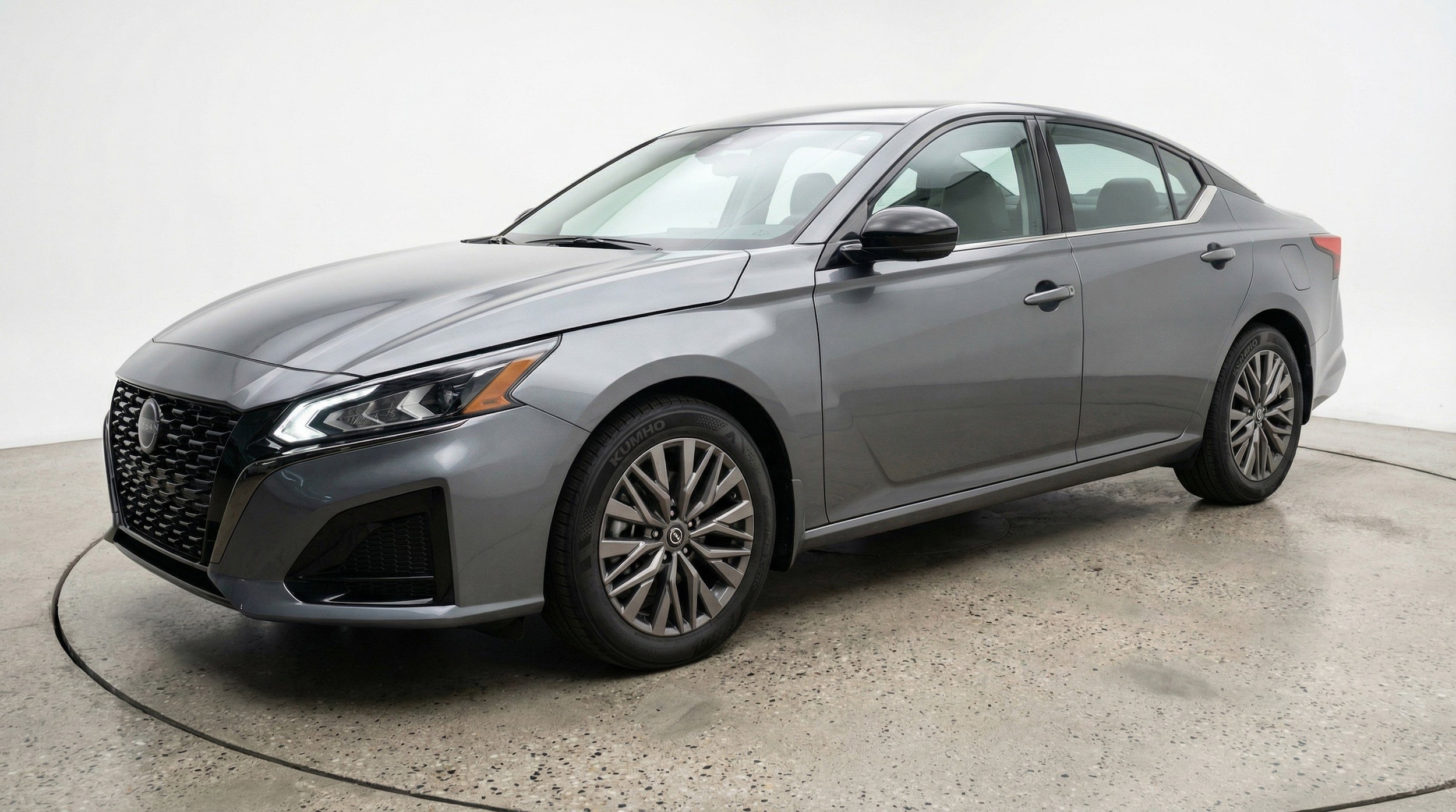 Thumbnail: 2025 Nissan Altima - 3