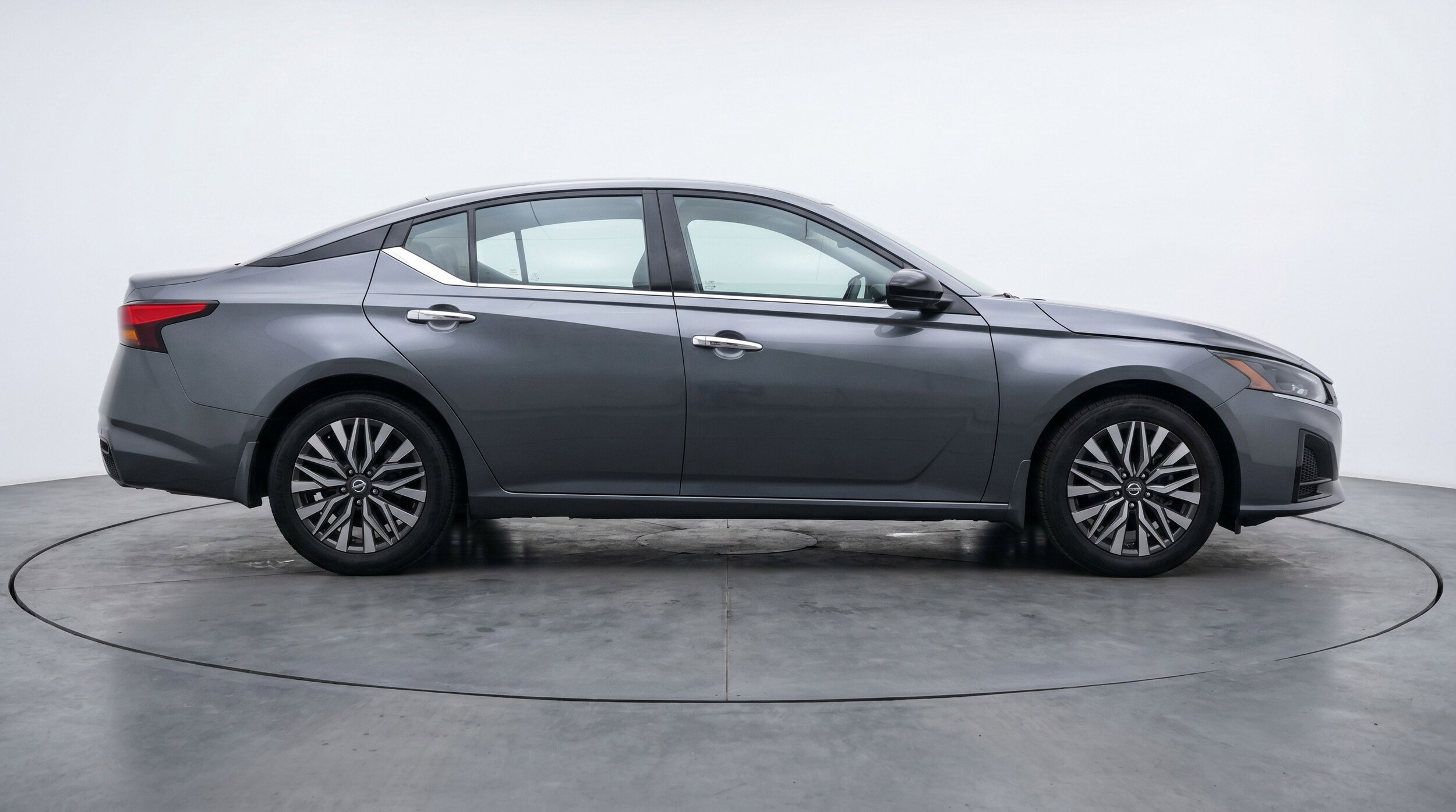 Thumbnail: 2025 Nissan Altima - 11