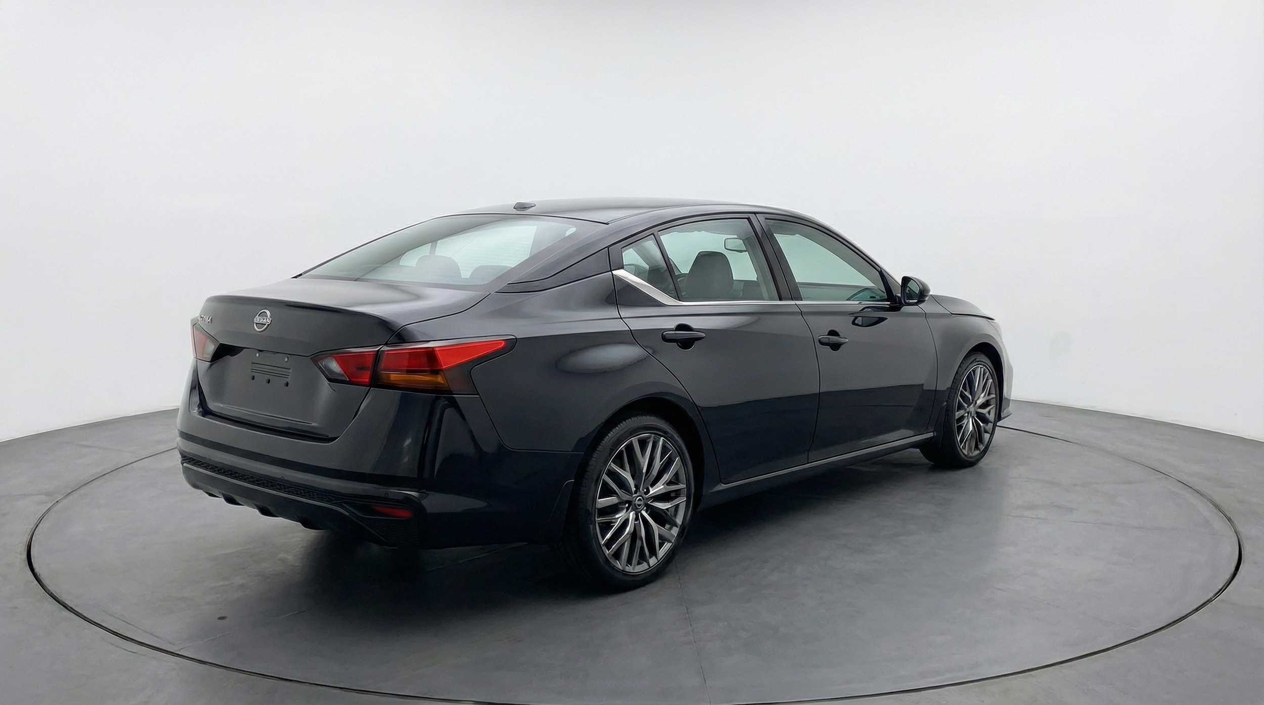 Thumbnail: 2025 Nissan Altima - 7