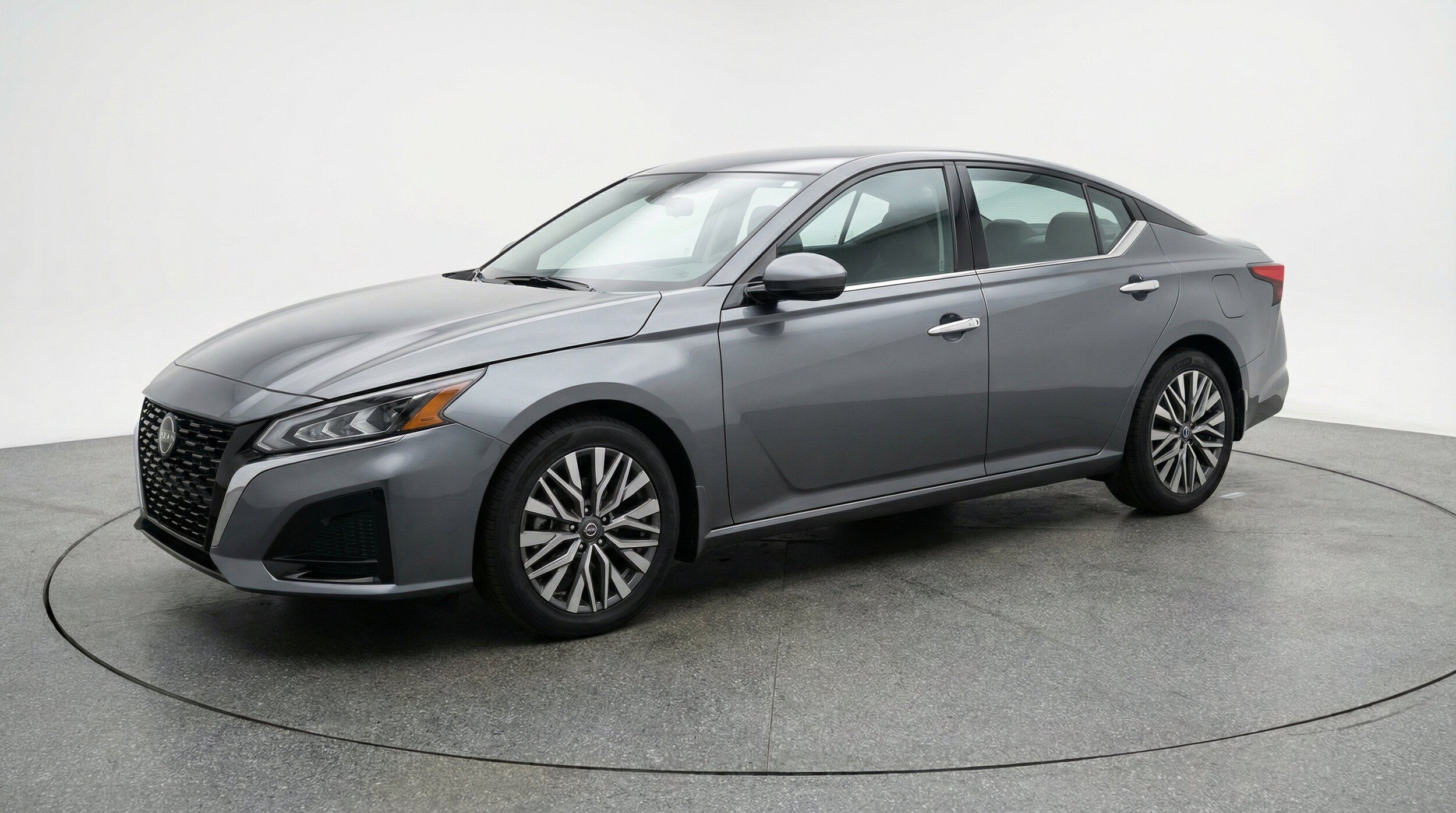 Thumbnail: 2025 Nissan Altima - 3
