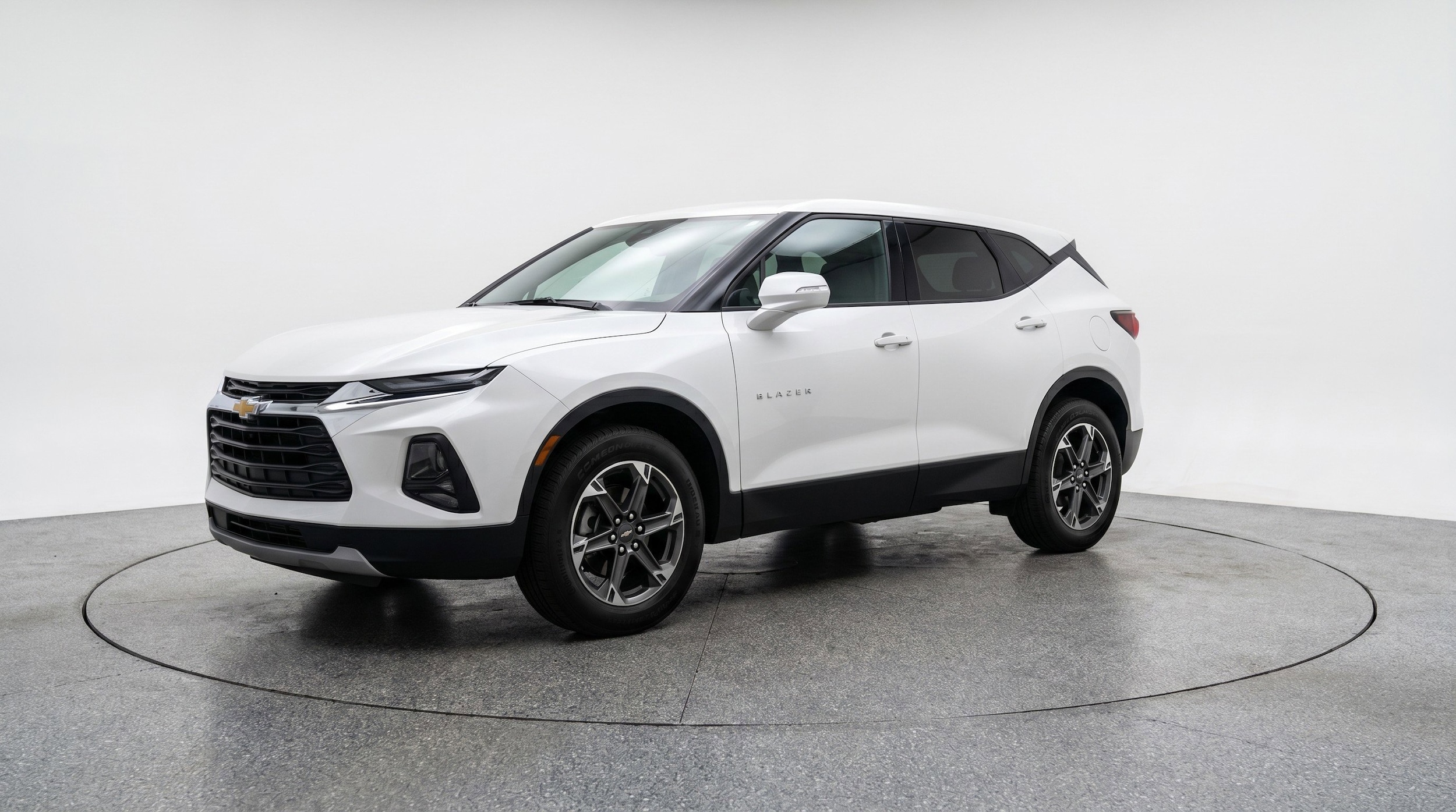 Thumbnail: 2025 Chevrolet Blazer - 3