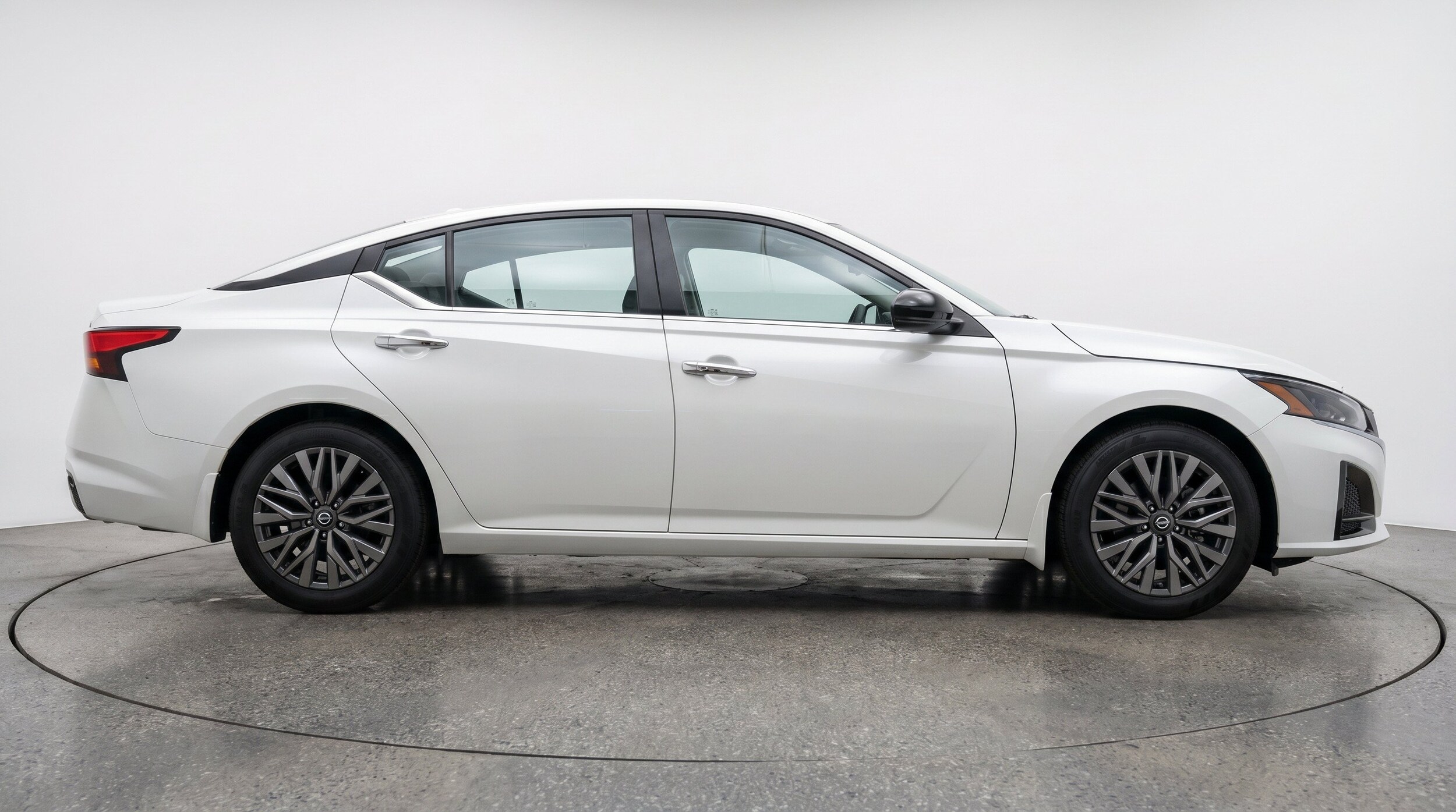 Thumbnail: 2025 Nissan Altima - 11
