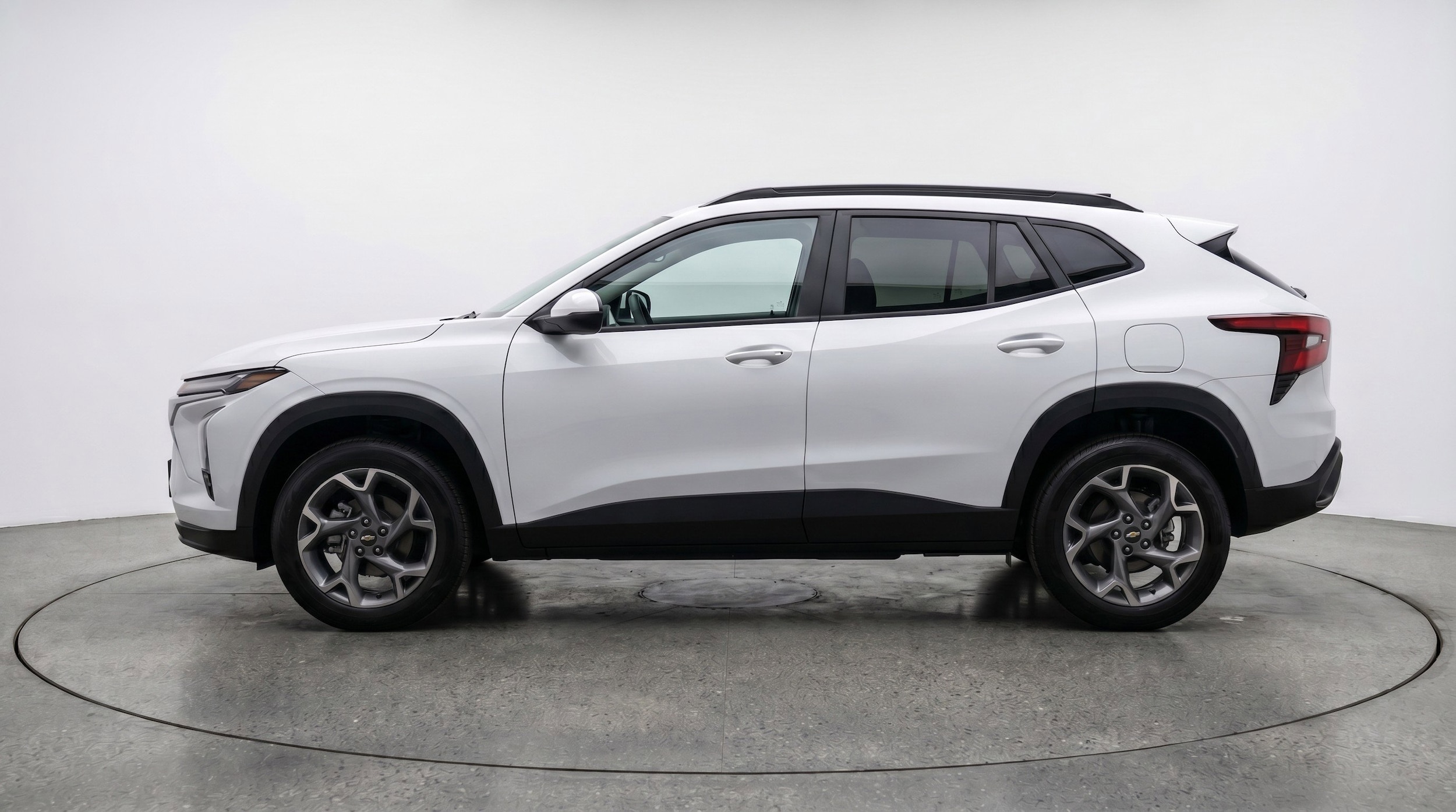 Thumbnail: 2025 Chevrolet Trax - 5