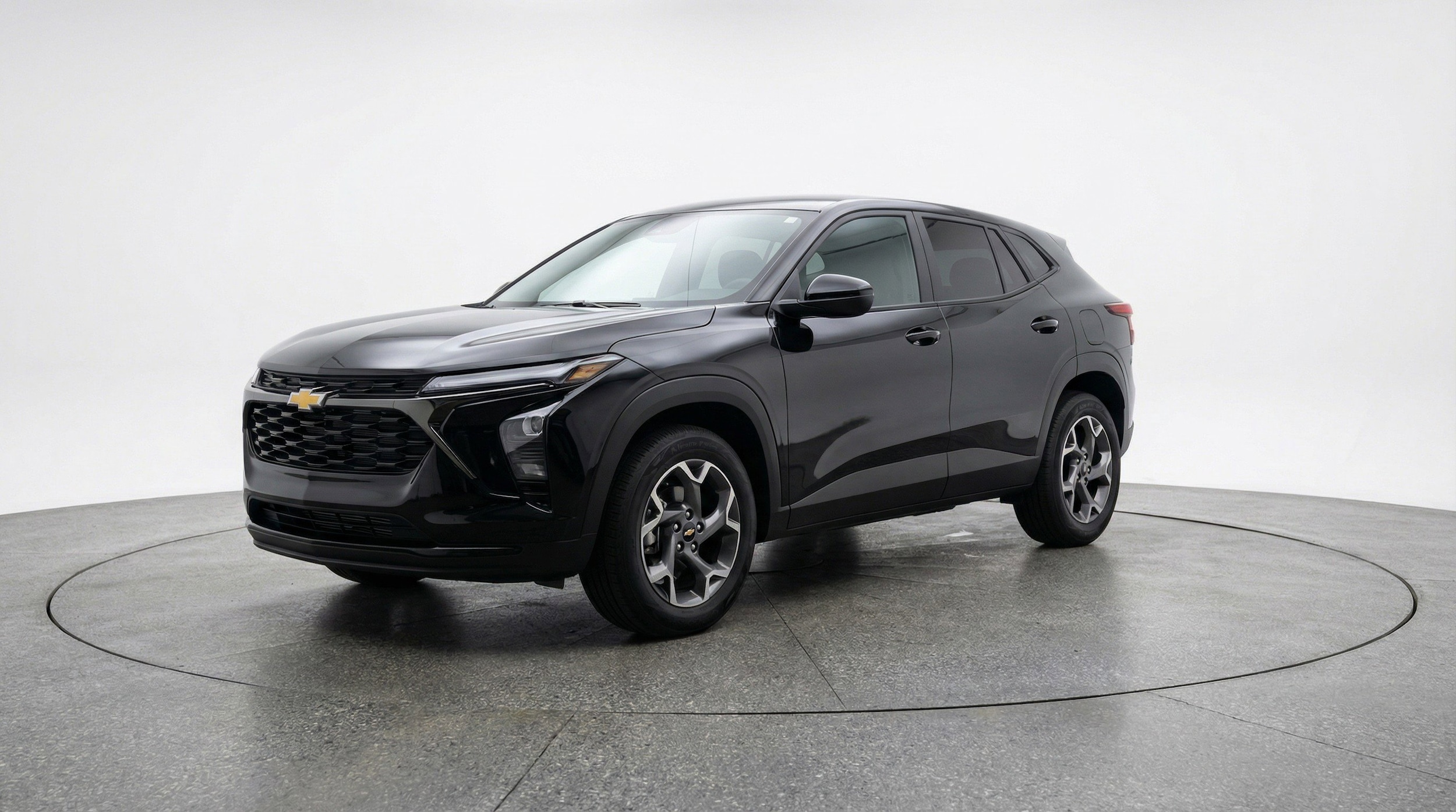Thumbnail: 2025 Chevrolet Trax - 3