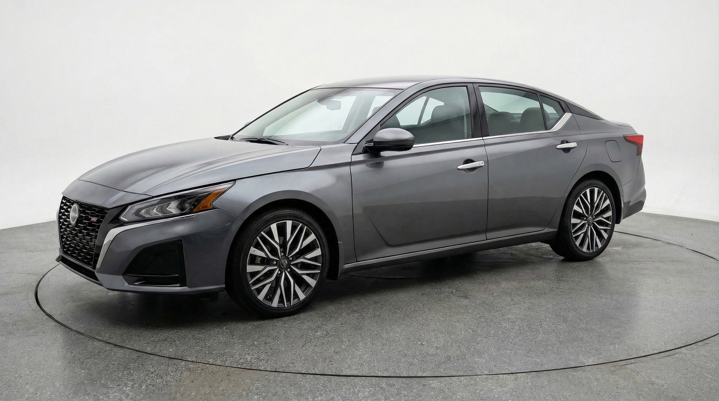 Thumbnail: 2025 Nissan Altima - 3