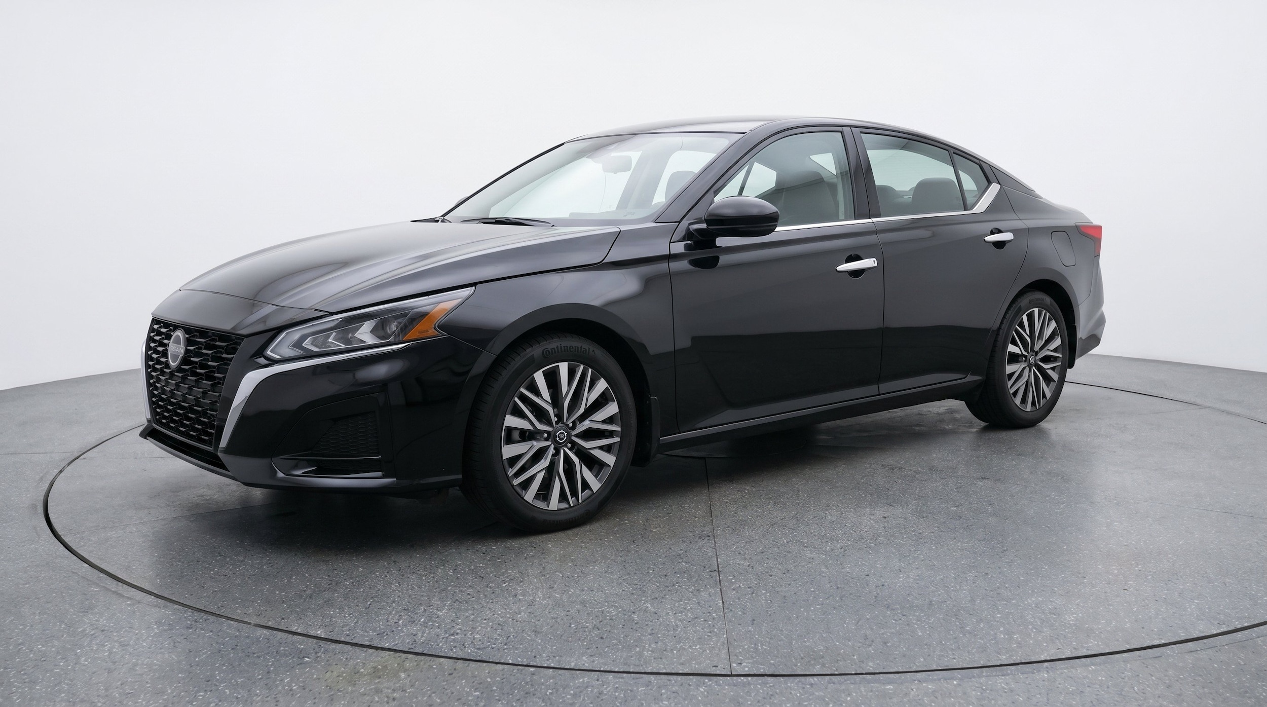 Thumbnail: 2025 Nissan Altima - 3