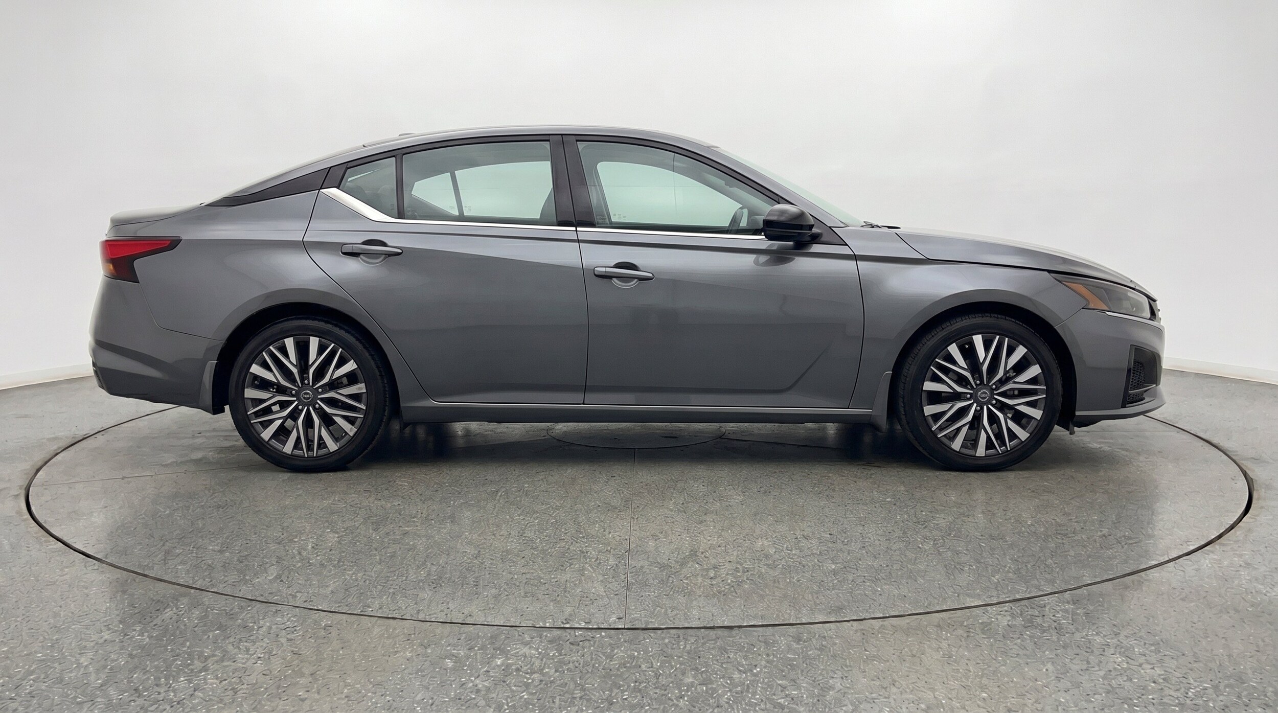Thumbnail: 2025 Nissan Altima - 11