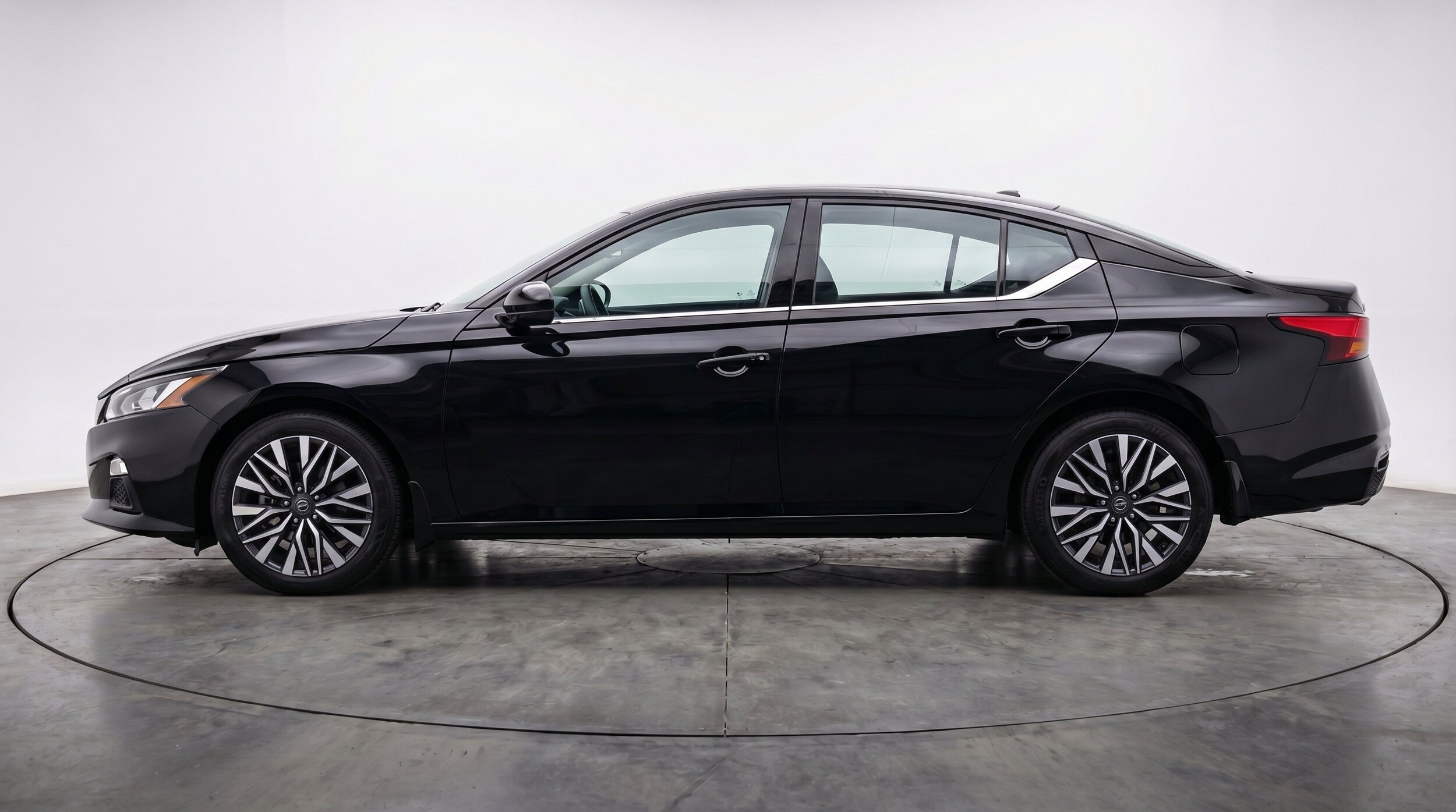 Thumbnail: 2026 Nissan Altima - 5