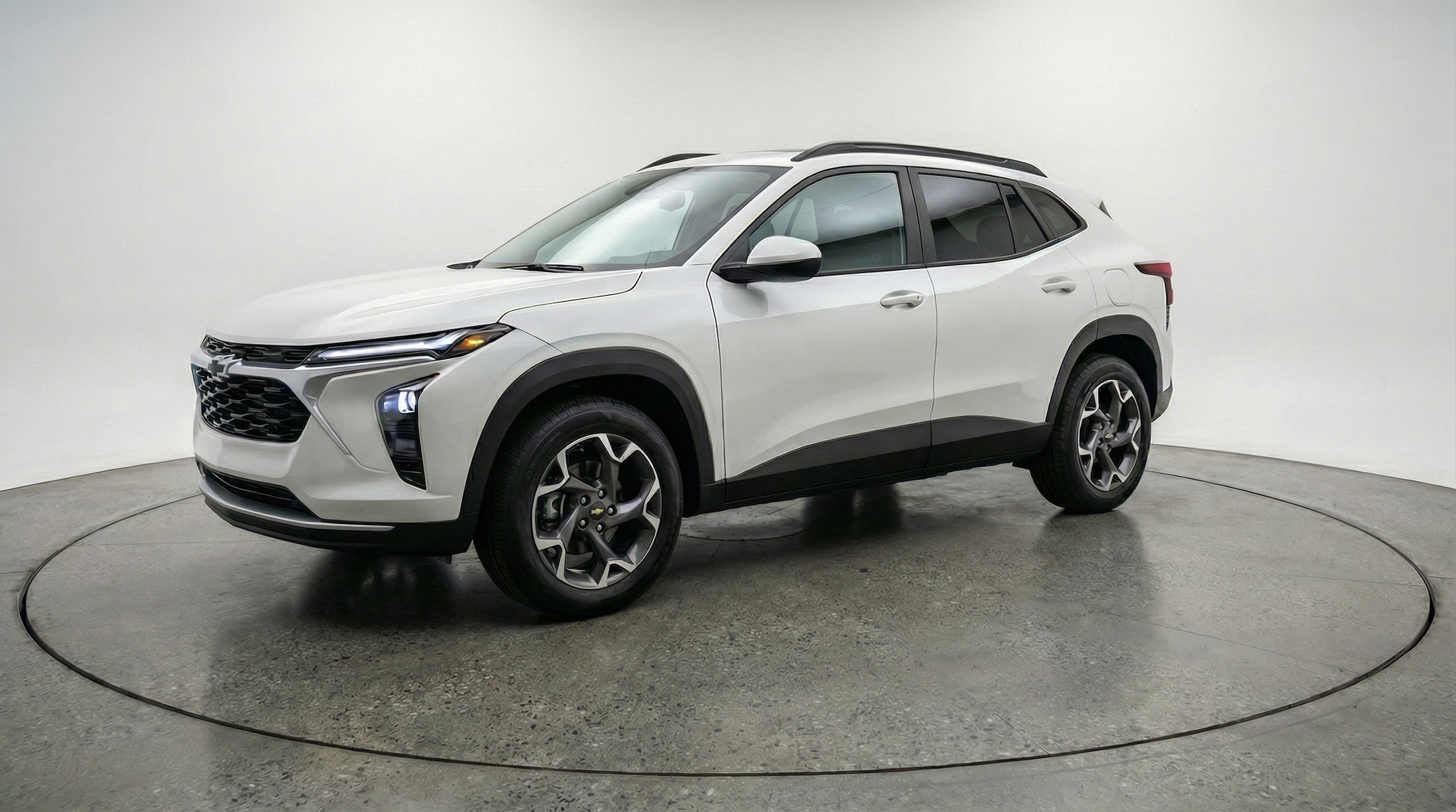 Thumbnail: 2025 Chevrolet Trax - 3