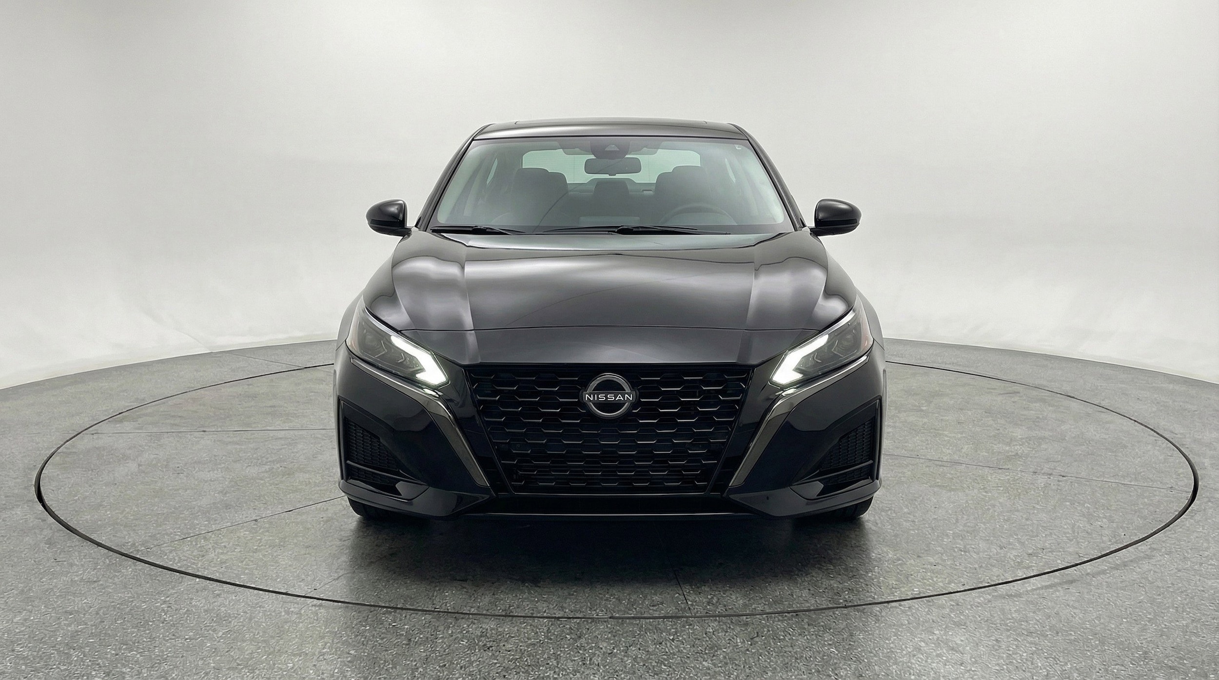 Thumbnail: 2025 Nissan Altima - 2