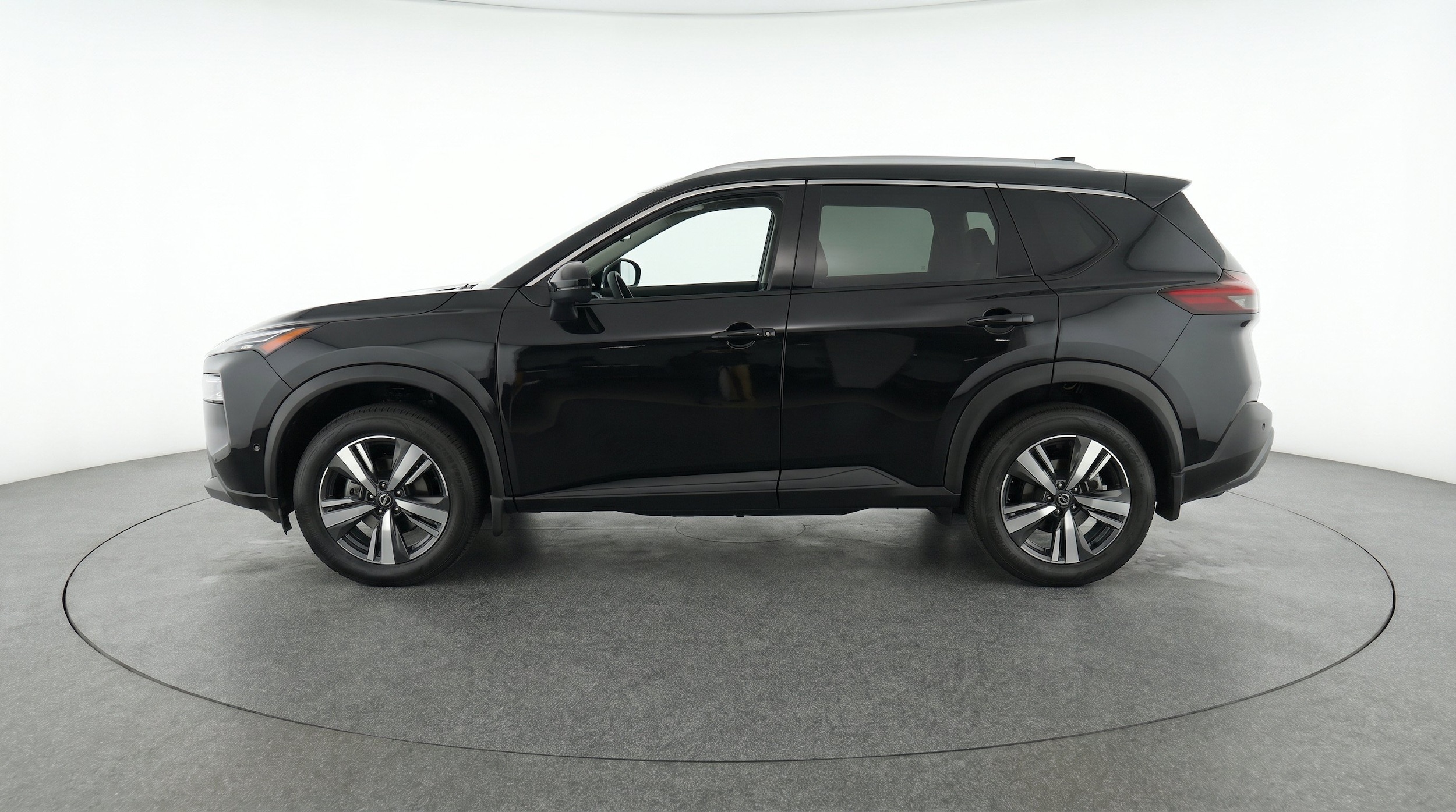Thumbnail: 2026 Nissan Rogue - 5