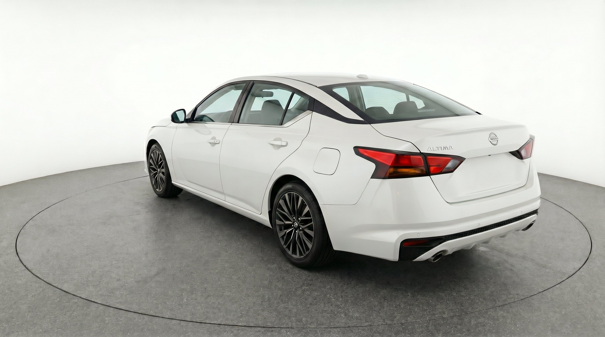 Thumbnail: 2025 Nissan Altima - 6
