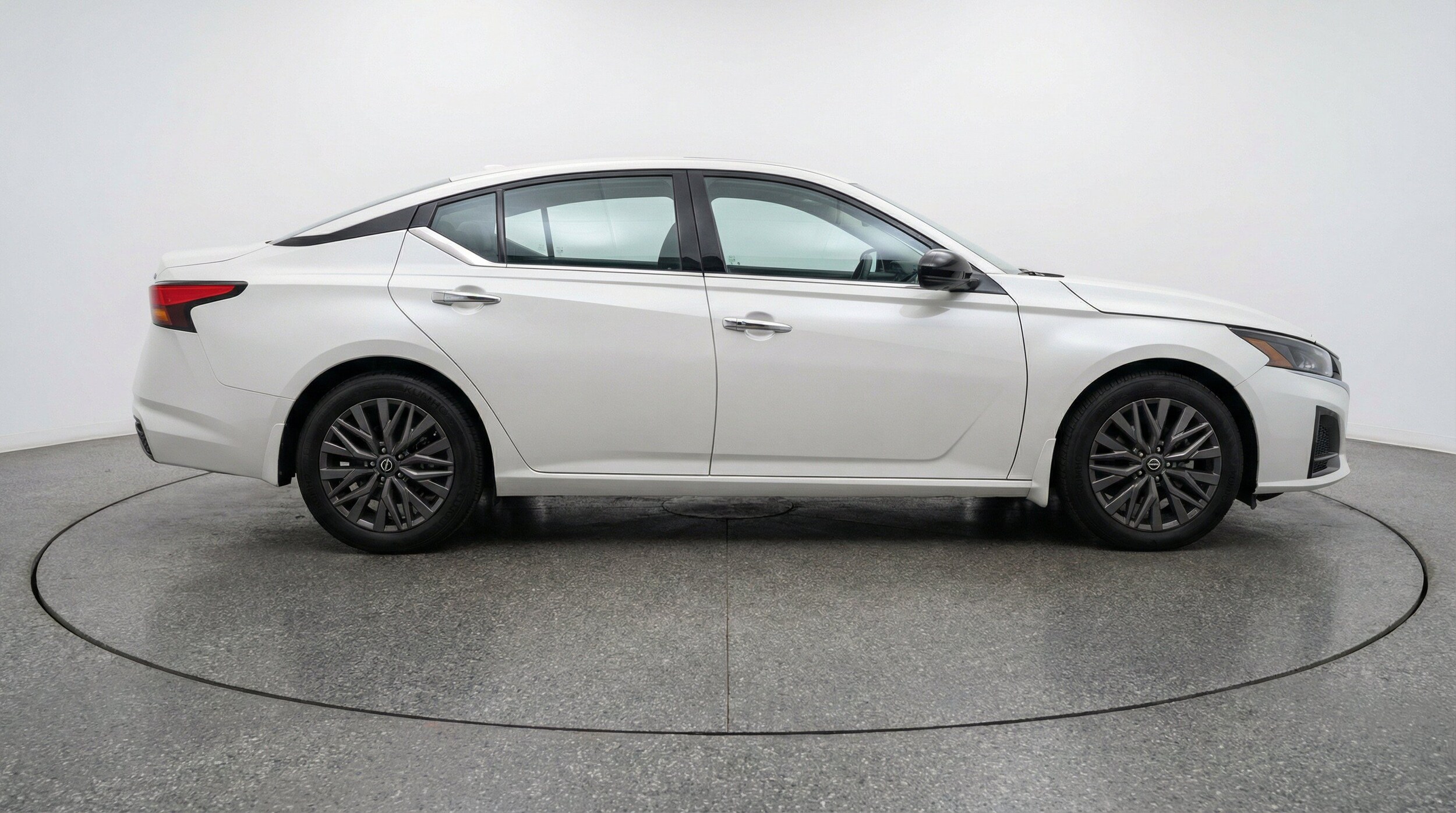 Thumbnail: 2025 Nissan Altima - 11
