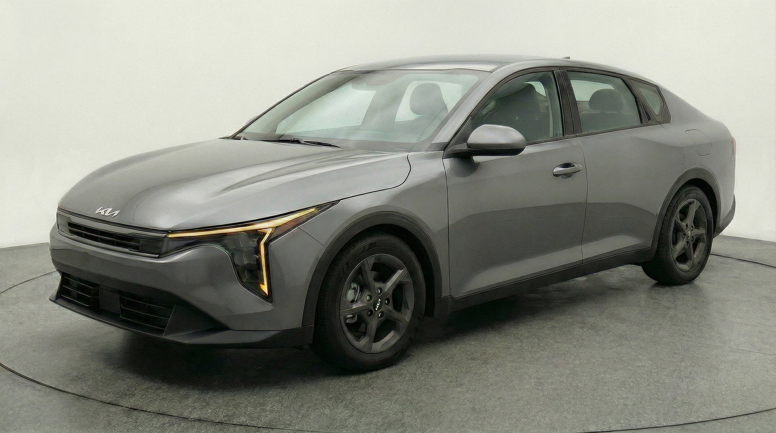 Thumbnail: 2025 Kia K4 - 3